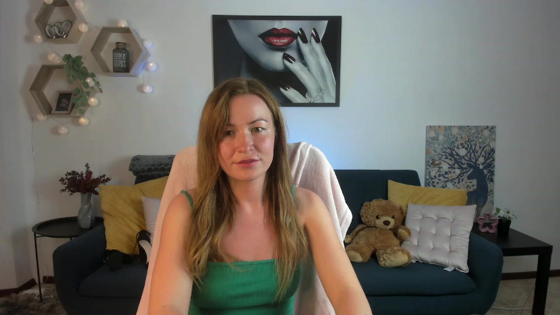Gallery image thumbnail from Amia_Miley18's myfreecams stream on, 07/05/2023, 22:14 image 7 of 20
