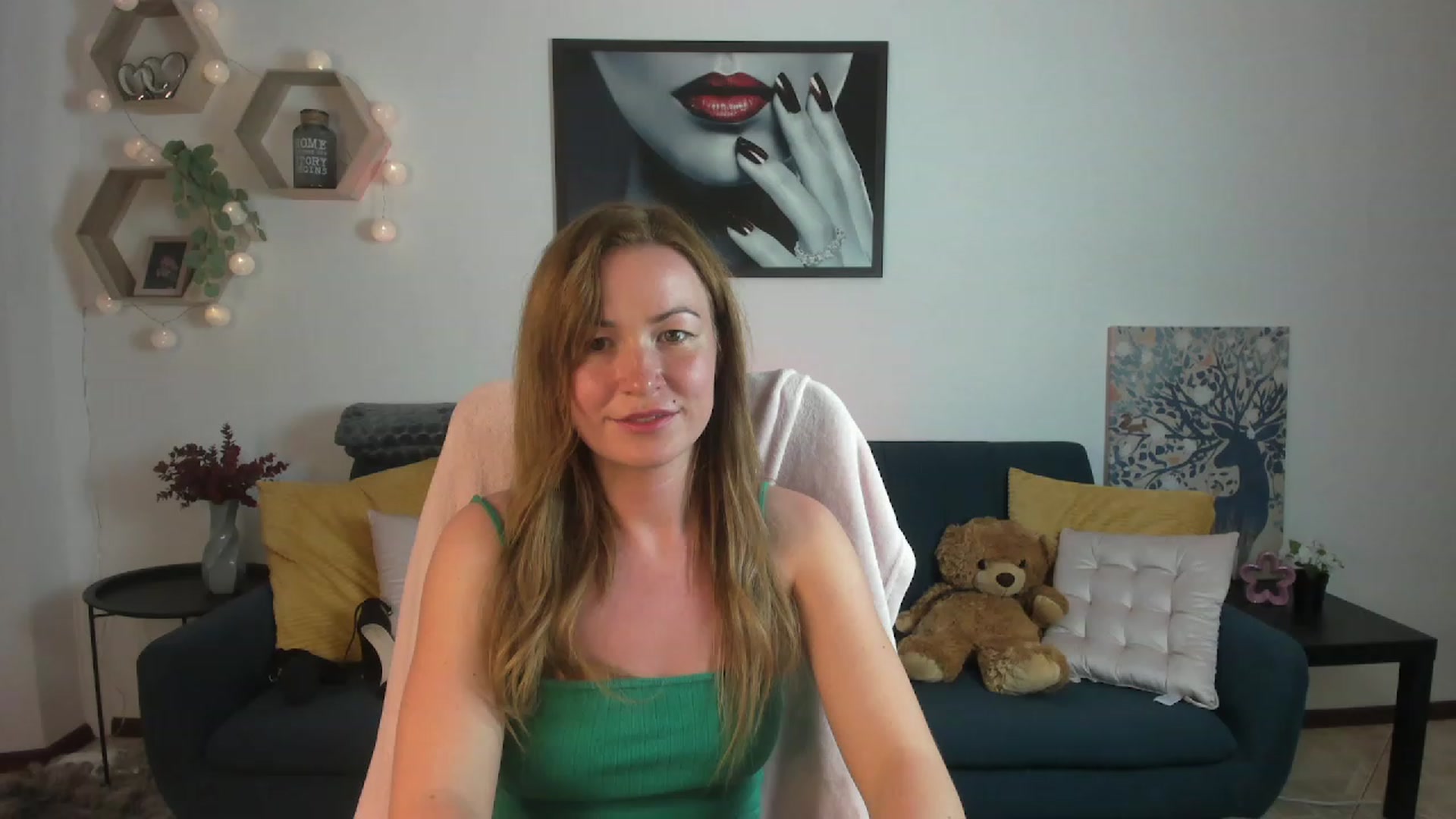 Gallery image thumbnail from Amia_Miley18's myfreecams stream on, 07/05/2023, 22:14 image 5 of 20