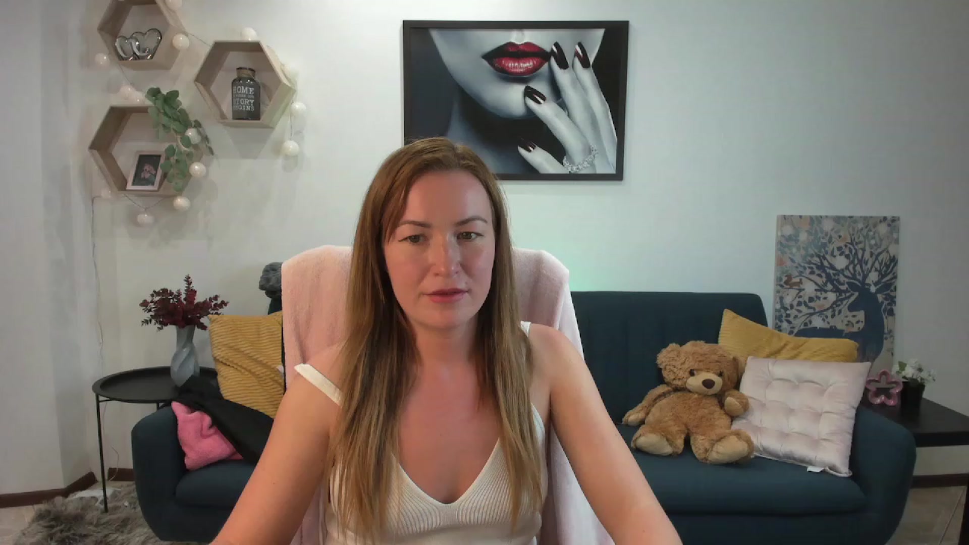 Gallery image thumbnail from Amia_Miley18's myfreecams stream on, 07/06/2023, 21:39 image 2 of 20