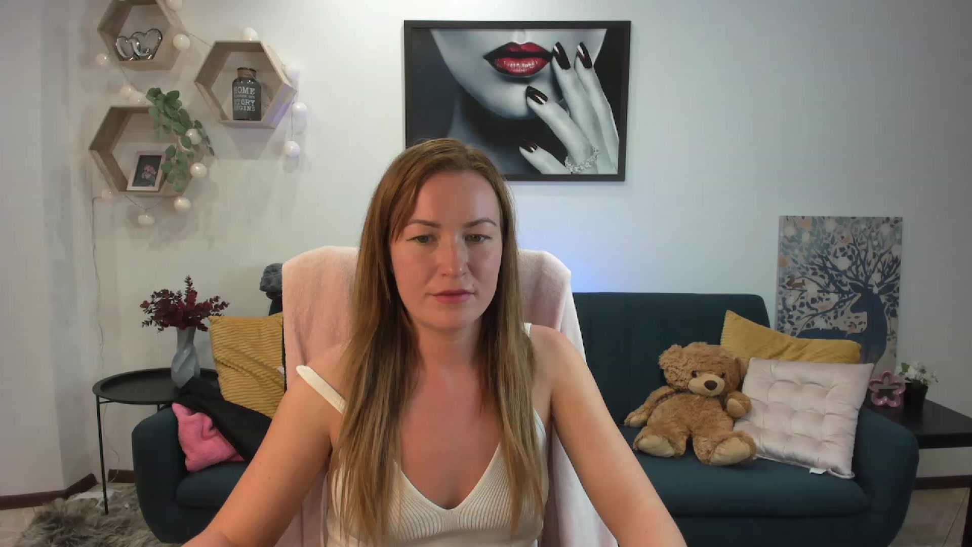 Gallery image thumbnail from Amia_Miley18's myfreecams stream on, 07/06/2023, 21:39 image 3 of 20
