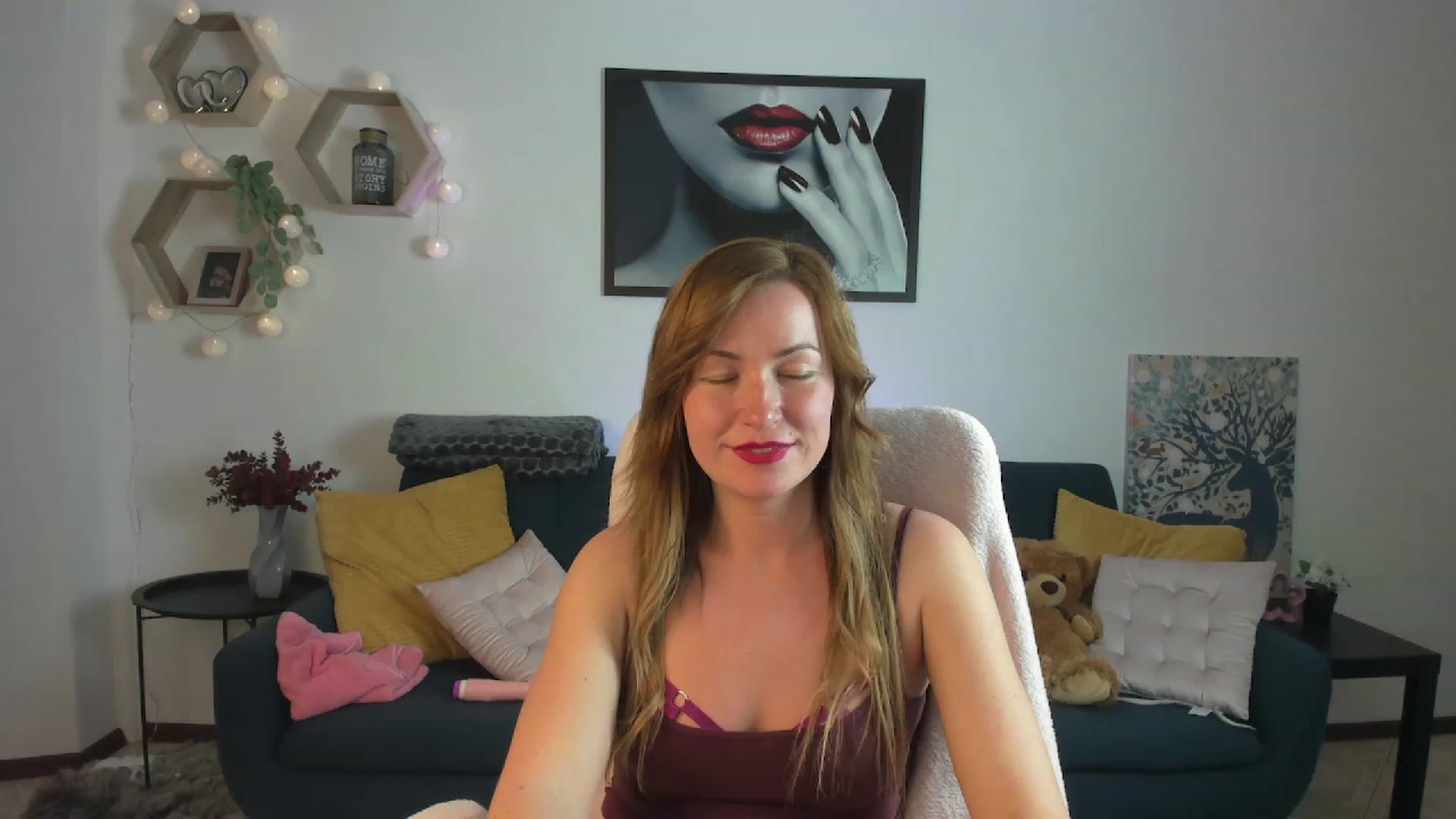 Gallery image thumbnail from Amia_Miley18's myfreecams stream on, 07/08/2023, 24:37 image 1 of 20