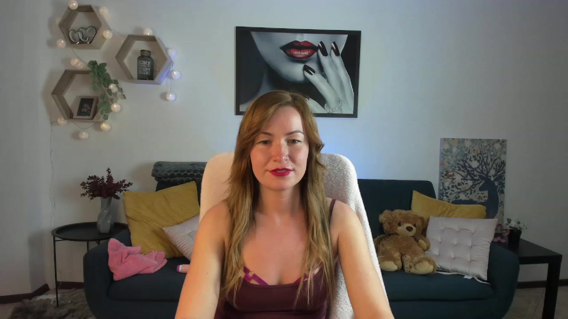 Gallery image thumbnail from Amia_Miley18's myfreecams stream on, 07/08/2023, 24:37 image 4 of 20