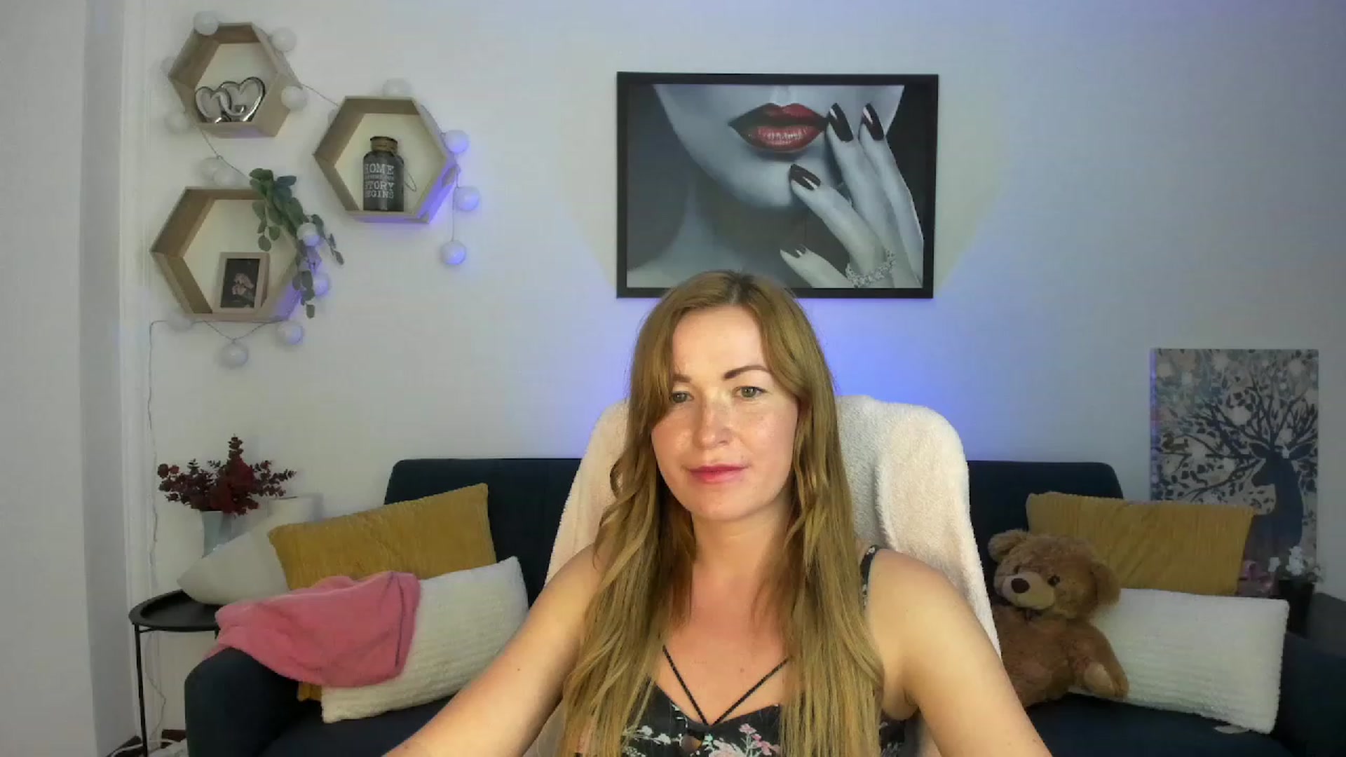 Gallery image thumbnail from Amia_Miley18's myfreecams stream on, 07/25/2023, 22:49 image 12 of 20