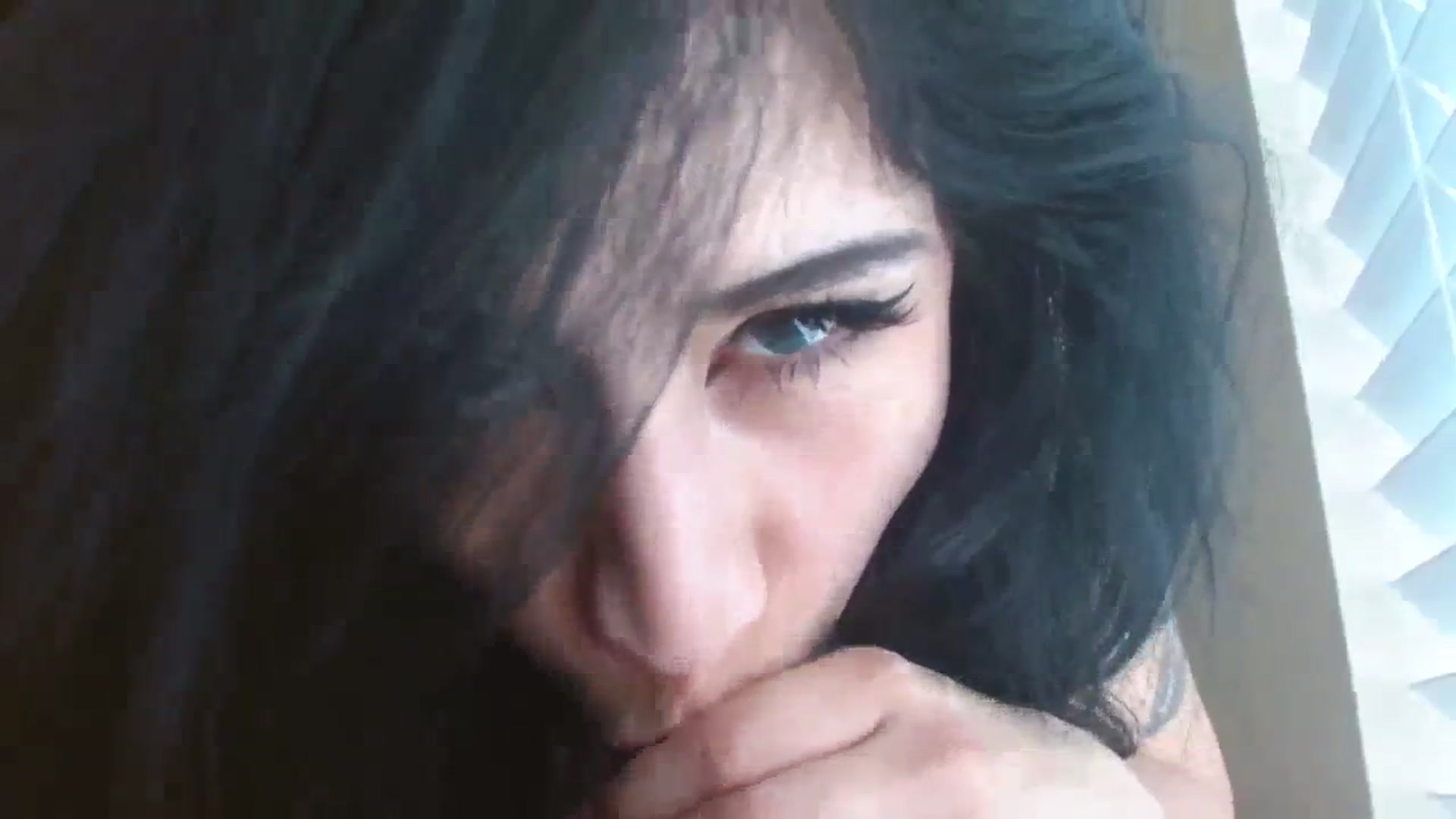 Gallery image thumbnail from Amilustxx's myfreecams stream on, 02/20/2024, 15:42 image 9 of 20