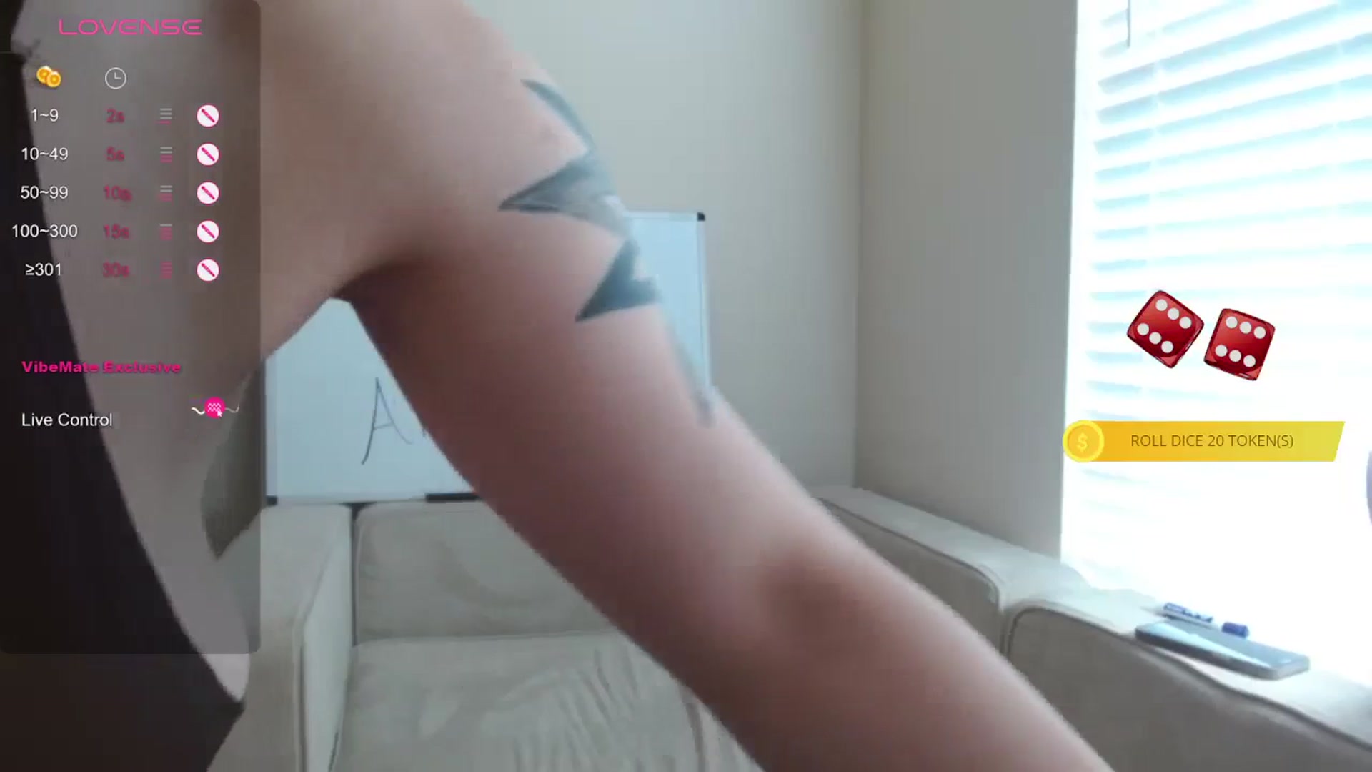 Gallery image thumbnail from Amilustxx's myfreecams stream on, 03/04/2024, 17:00 image 4 of 20