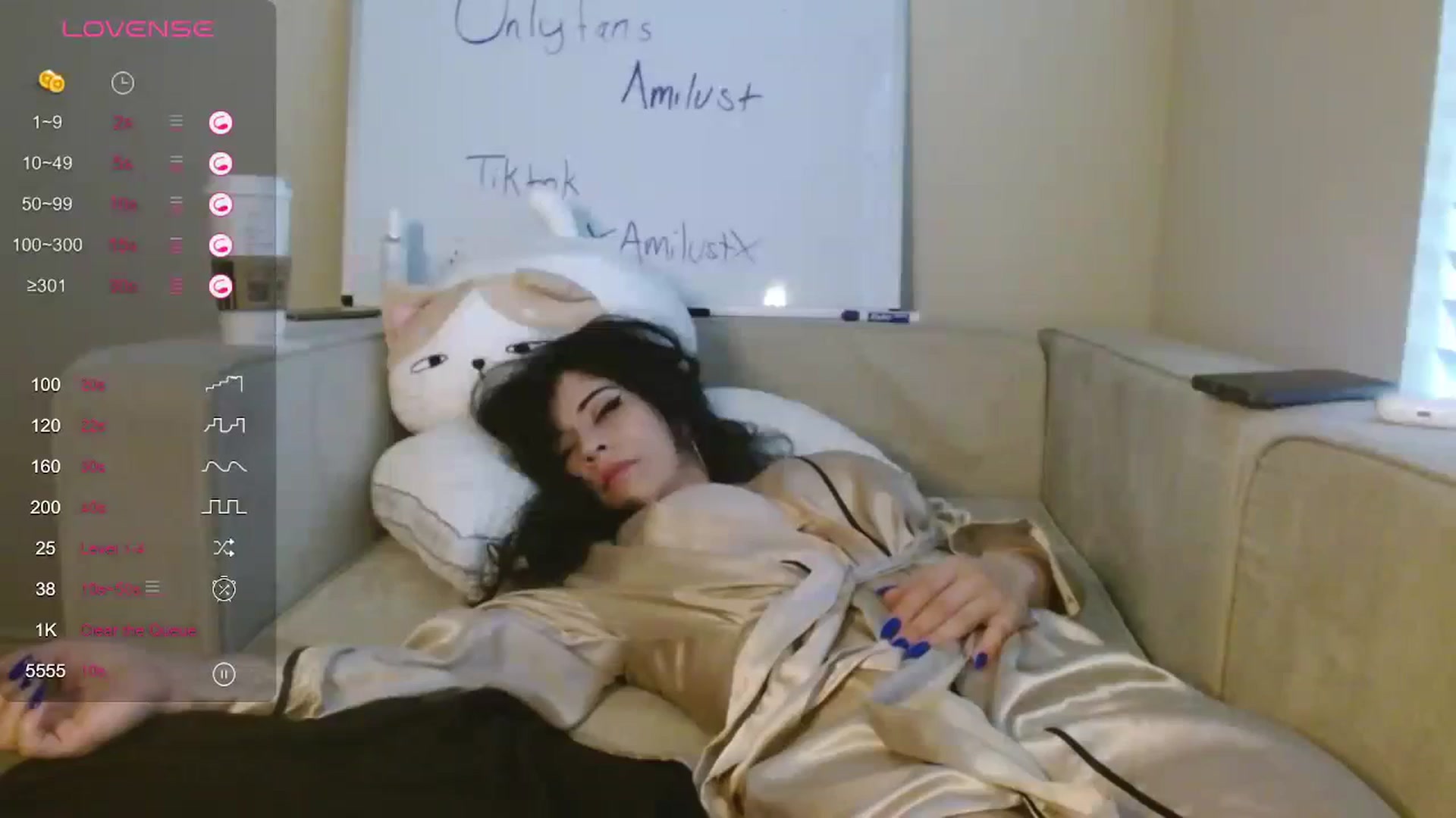 Gallery image thumbnail from Amilustxx's myfreecams stream on, 03/06/2024, 13:39 image 12 of 20