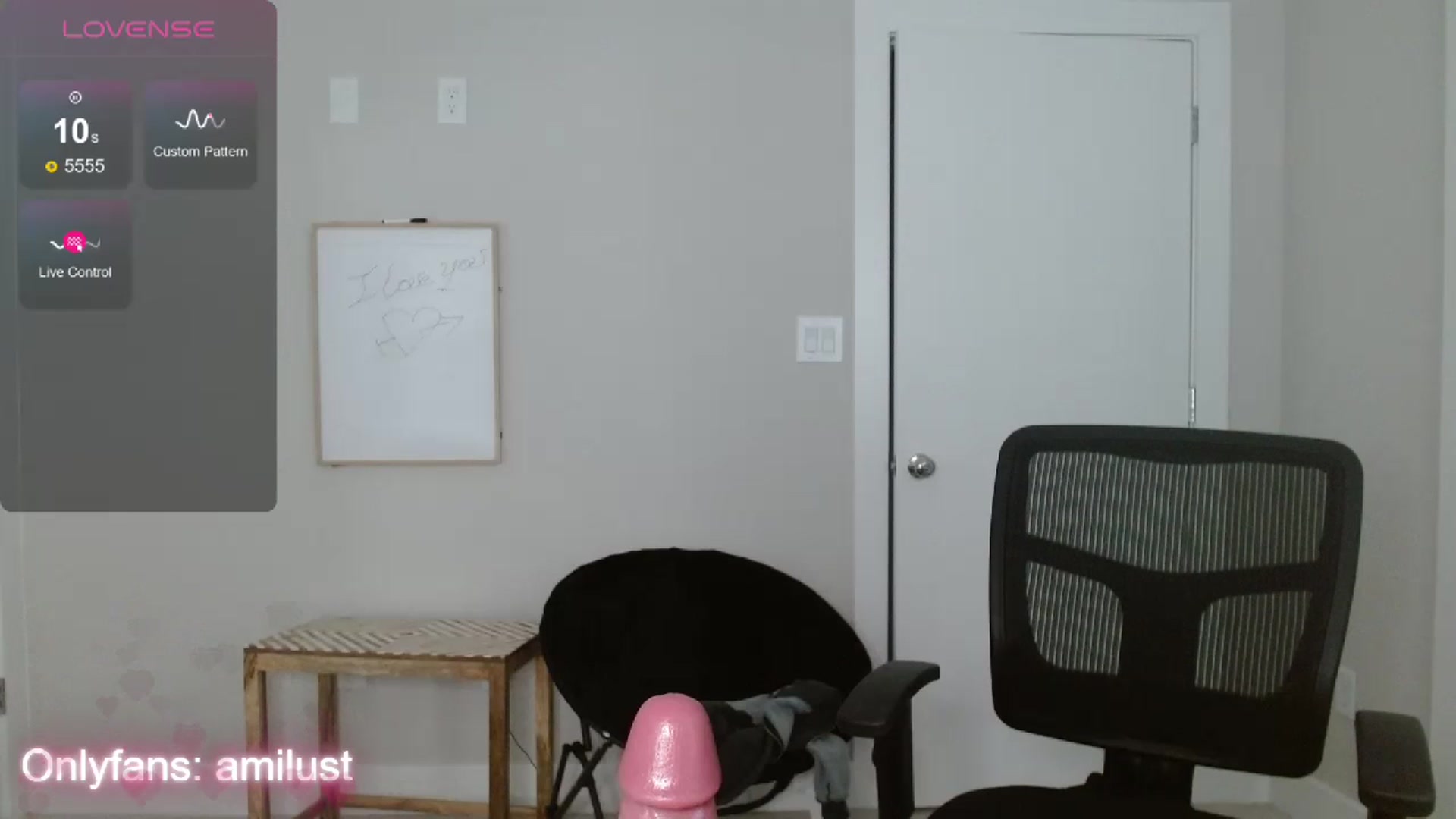 Gallery image thumbnail from Amilustxx's myfreecams stream on, 05/15/2024, 01:18 image 13 of 20