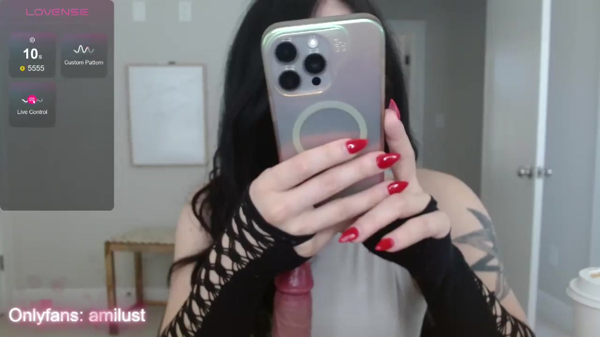 Gallery image thumbnail from Amilustxx's myfreecams stream on, 05/15/2024, 17:54 image 13 of 20