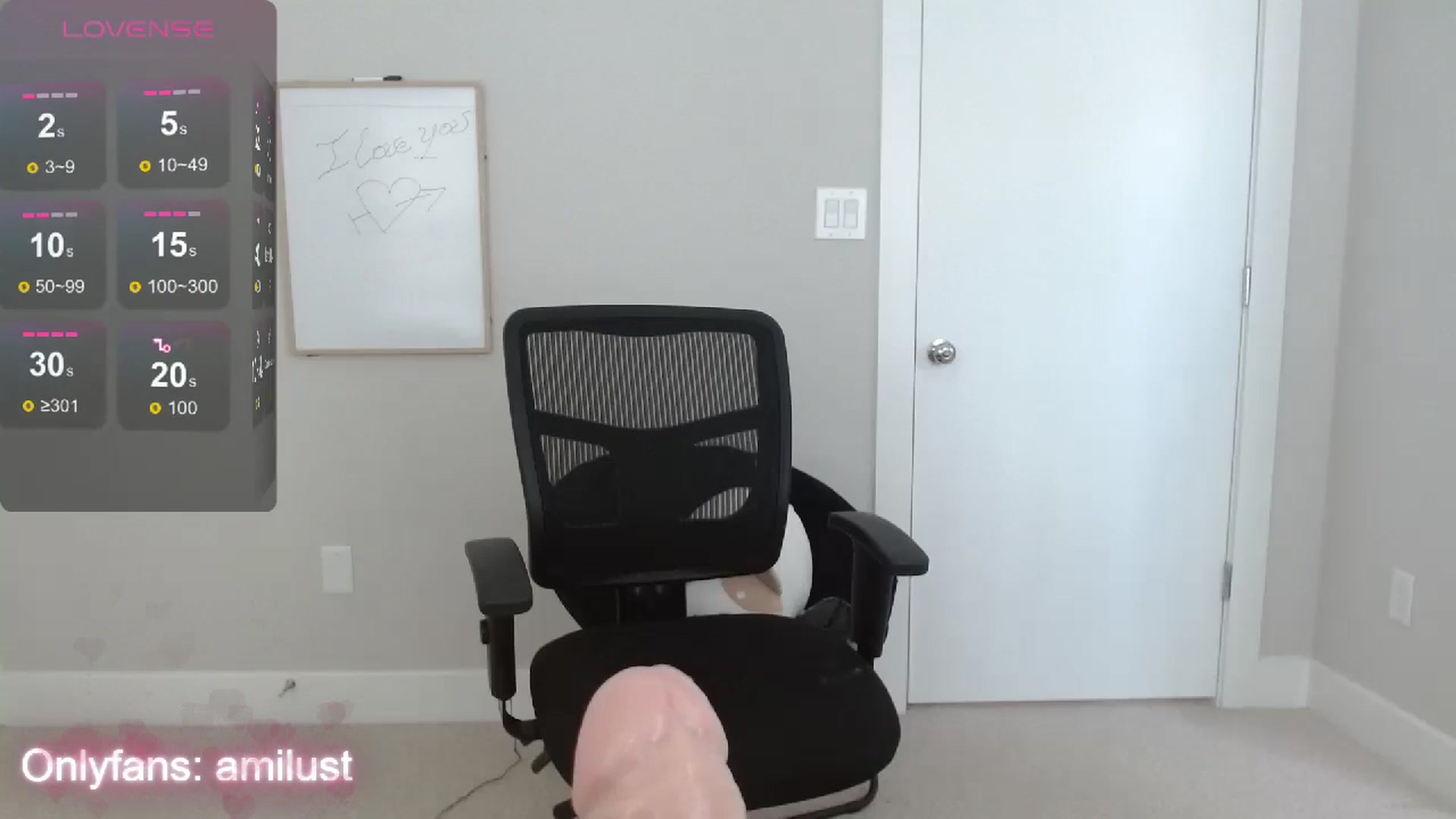 Gallery image thumbnail from Amilustxx's myfreecams stream on, 05/15/2024, 20:54 image 4 of 20