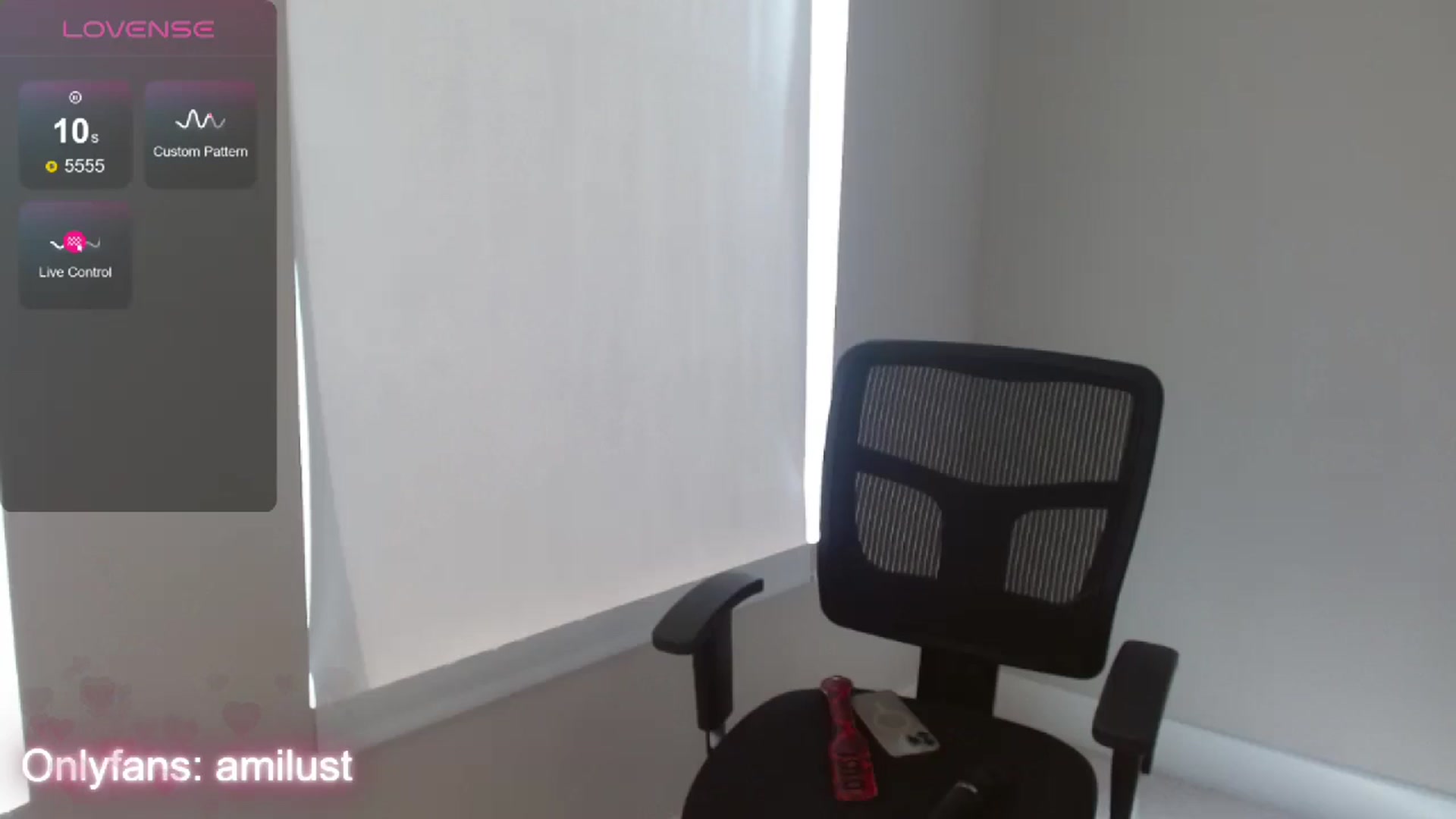 Gallery image thumbnail from Amilustxx's myfreecams stream on, 05/22/2024, 21:04 image 19 of 20
