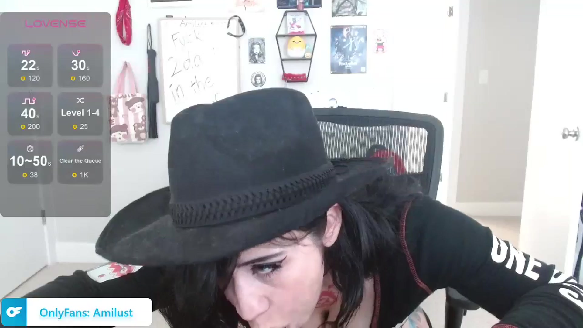 Gallery image thumbnail from Amilustxx's myfreecams stream on, 06/14/2024, 21:10 image 17 of 20