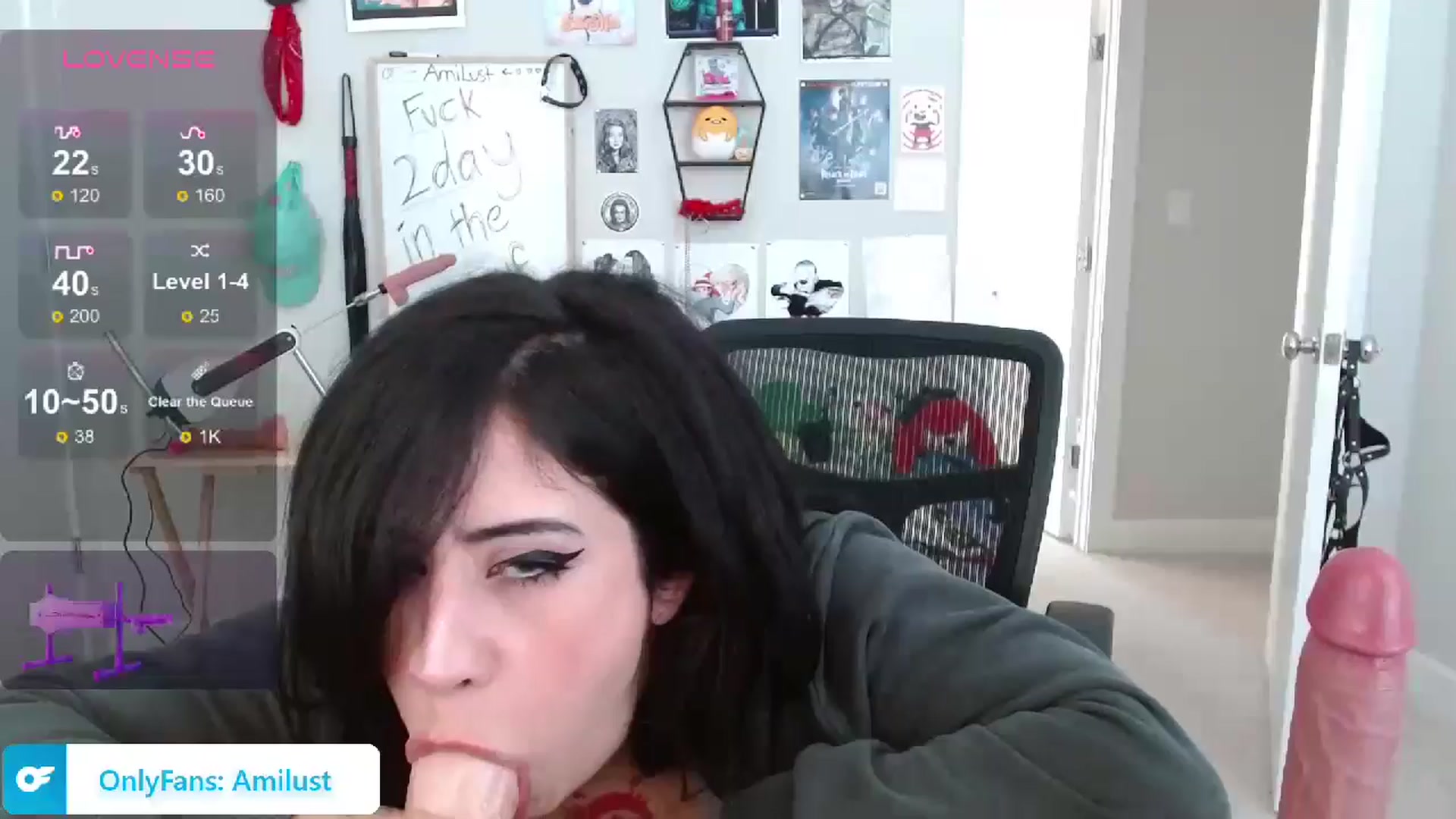 Gallery image thumbnail from Amilustxx's myfreecams stream on, 06/20/2024, 21:26 image 17 of 20