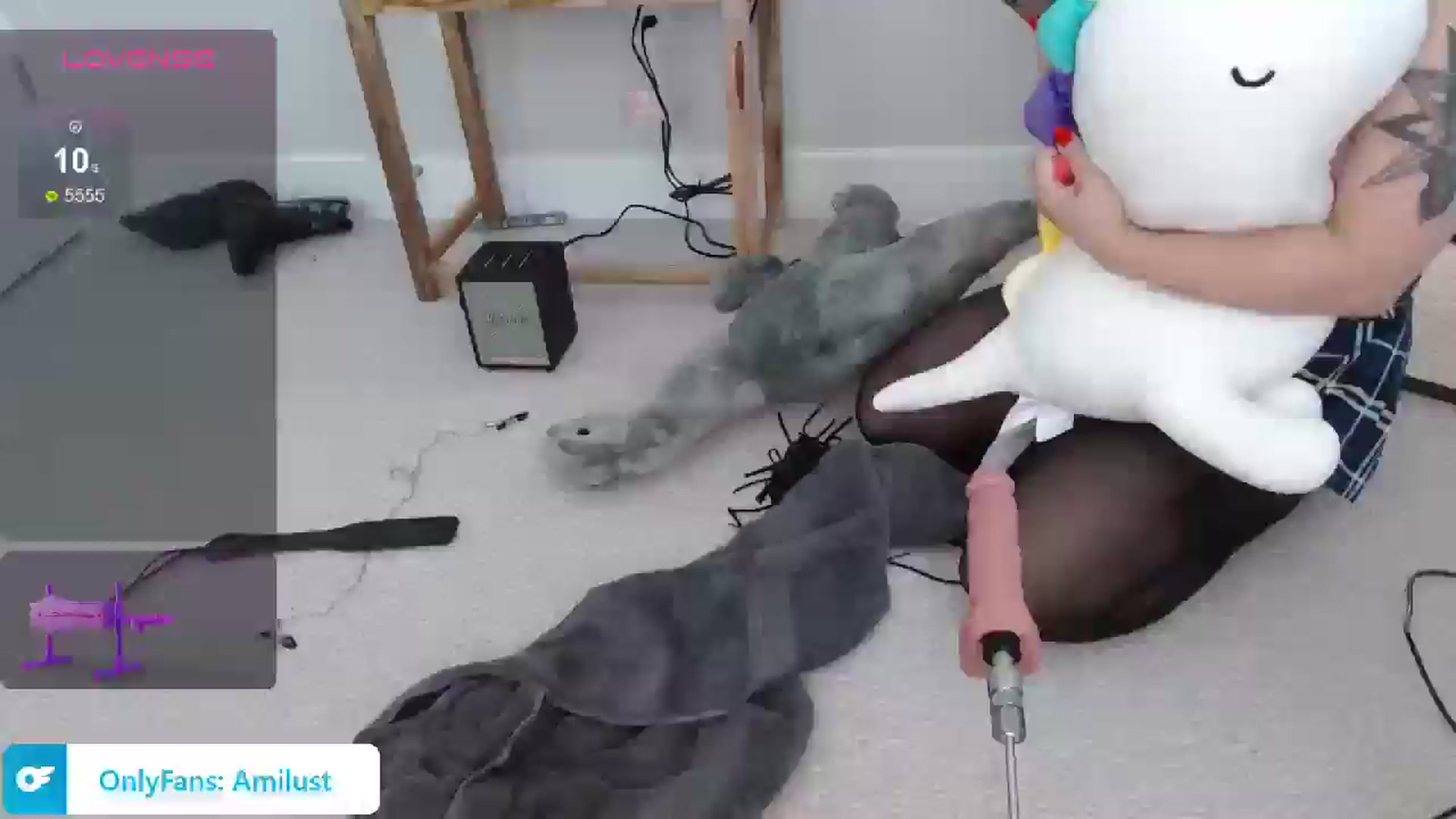 Gallery image thumbnail from Amilustxx's myfreecams stream on, 06/23/2024, 22:34 image 7 of 20