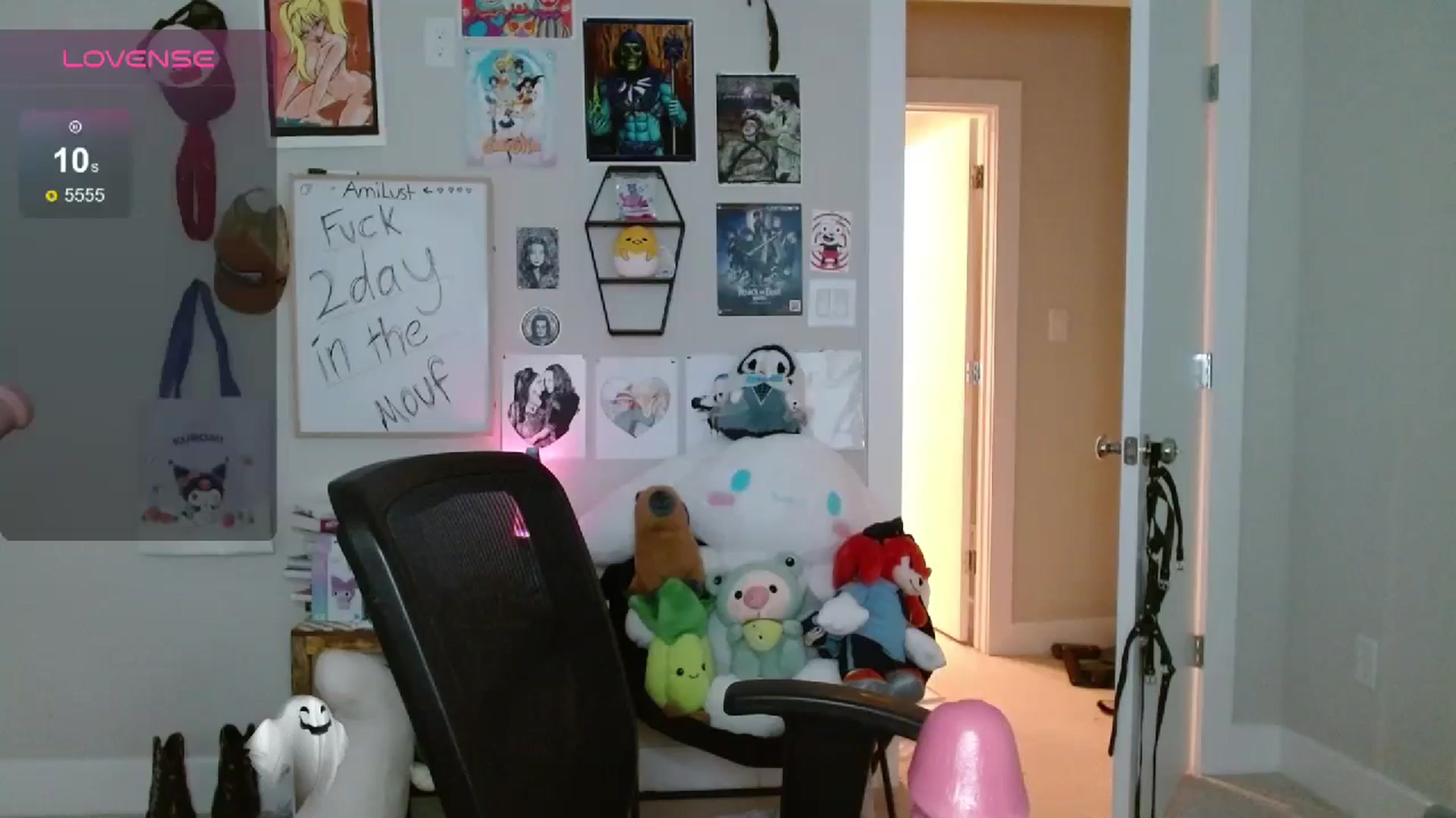 Gallery image thumbnail from Amilustxx's myfreecams stream on, 07/06/2024, 23:14 image 1 of 20