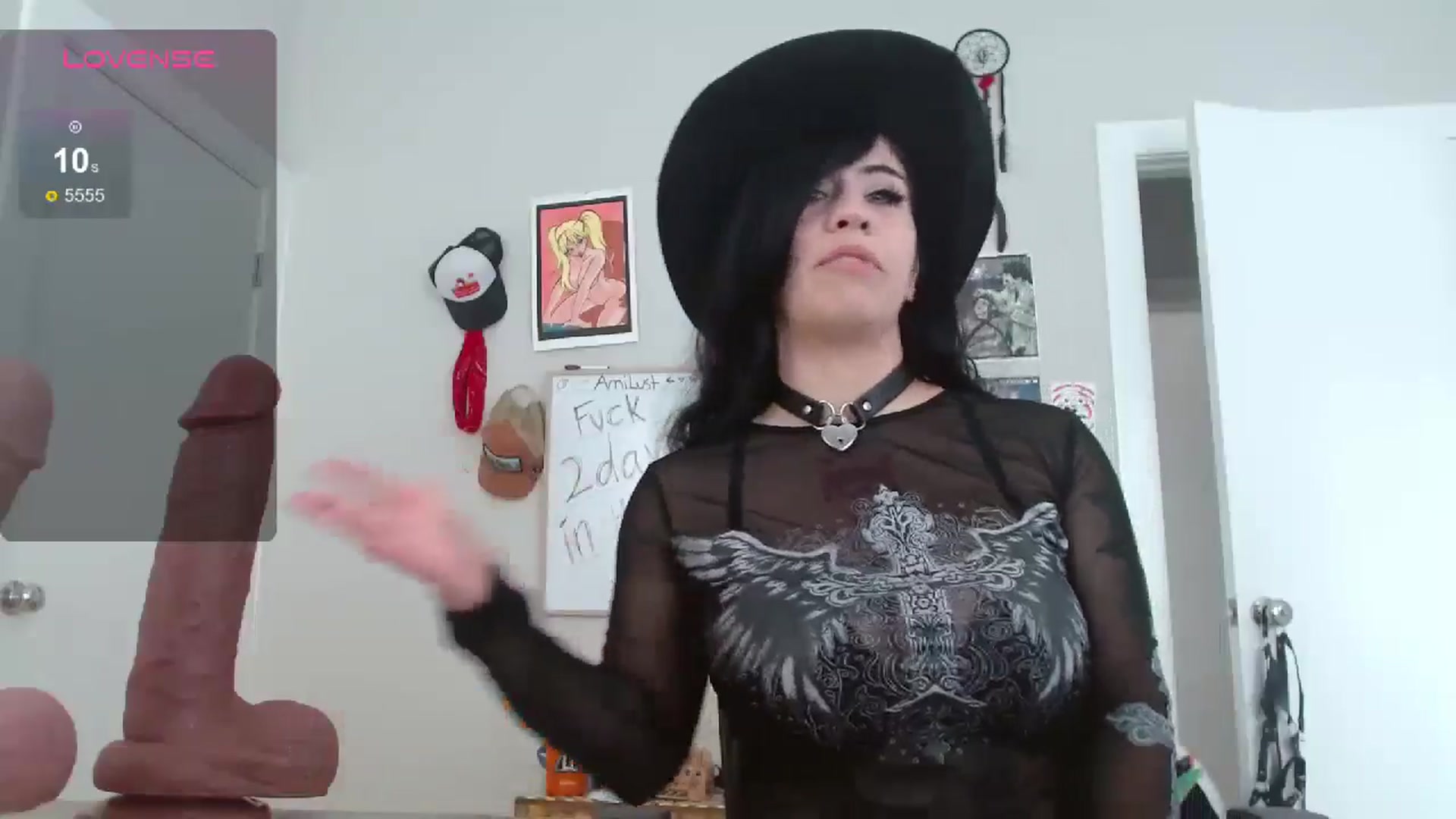 Gallery image thumbnail from Amilustxx's myfreecams stream on, 07/19/2024, 18:10 image 15 of 20