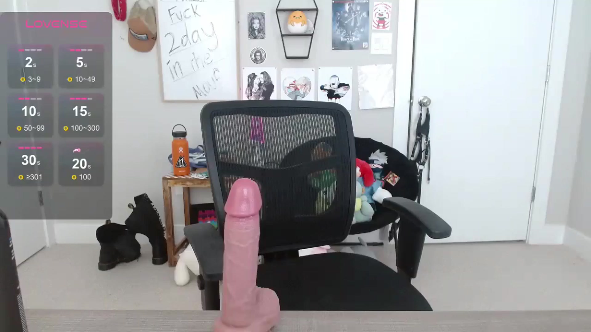 Gallery image thumbnail from Amilustxx's myfreecams stream on, 07/20/2024, 21:31 image 12 of 20