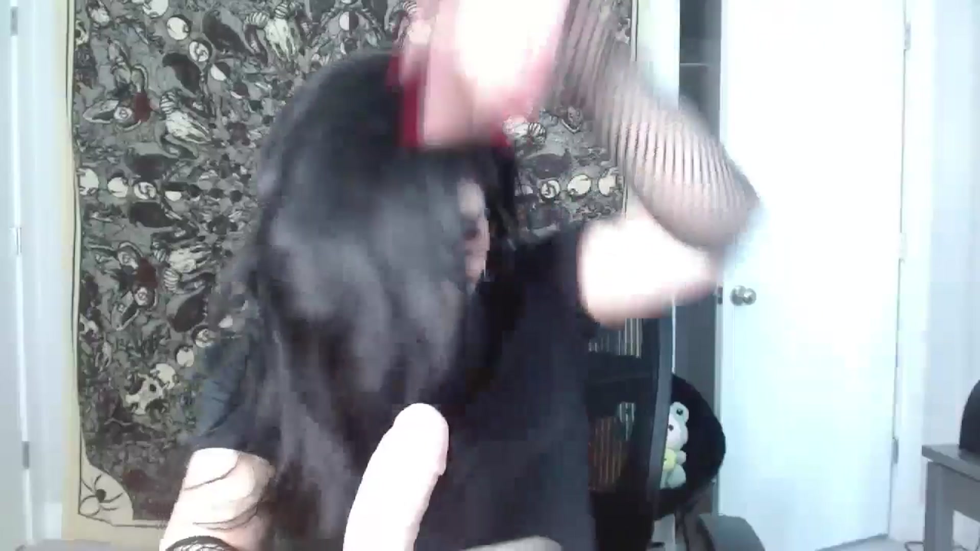 Gallery image thumbnail from Amilustxx's myfreecams stream on, 08/15/2024, 24:01 image 14 of 20