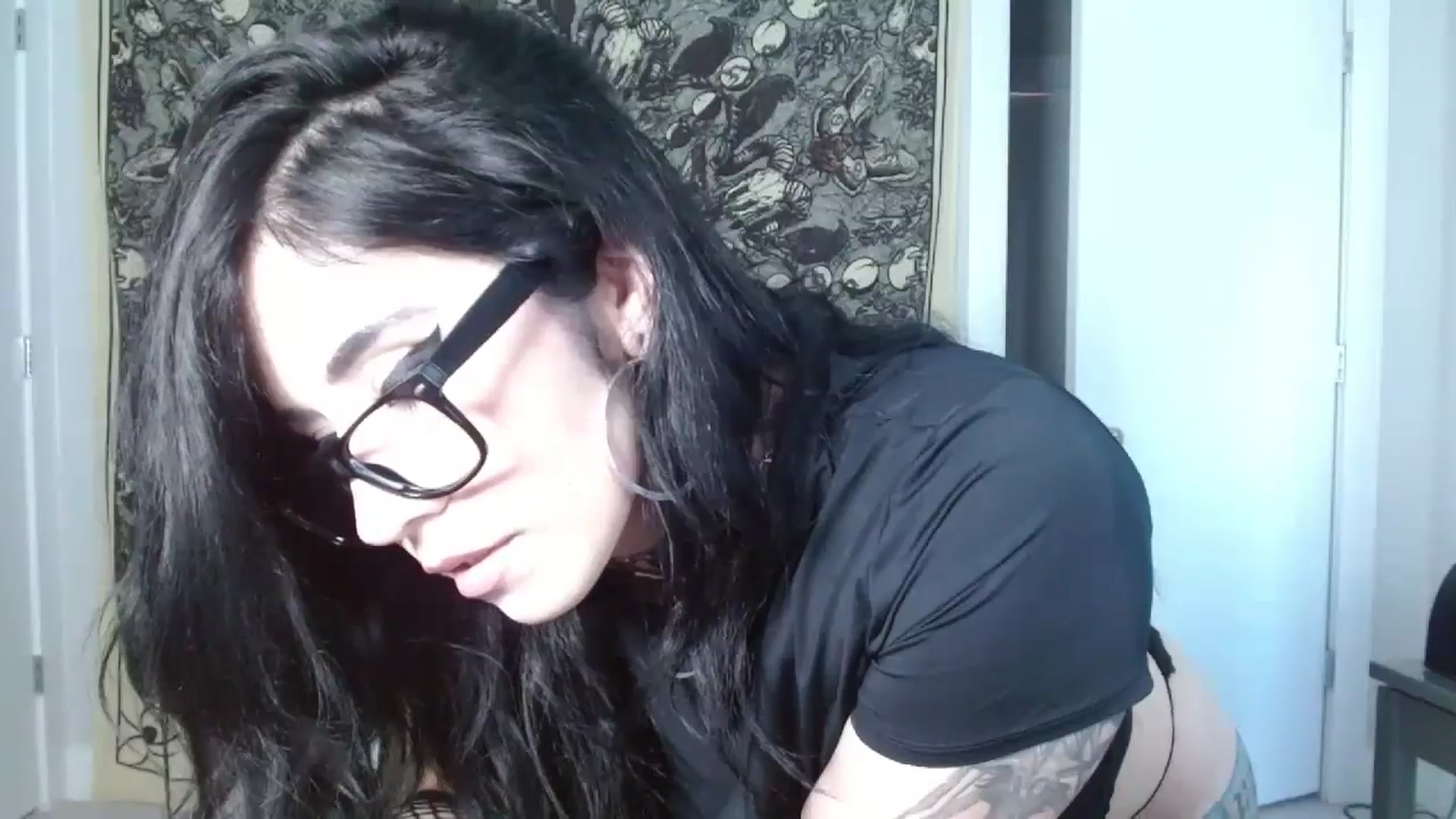 Gallery image thumbnail from Amilustxx's myfreecams stream on, 08/15/2024, 24:01 image 19 of 20