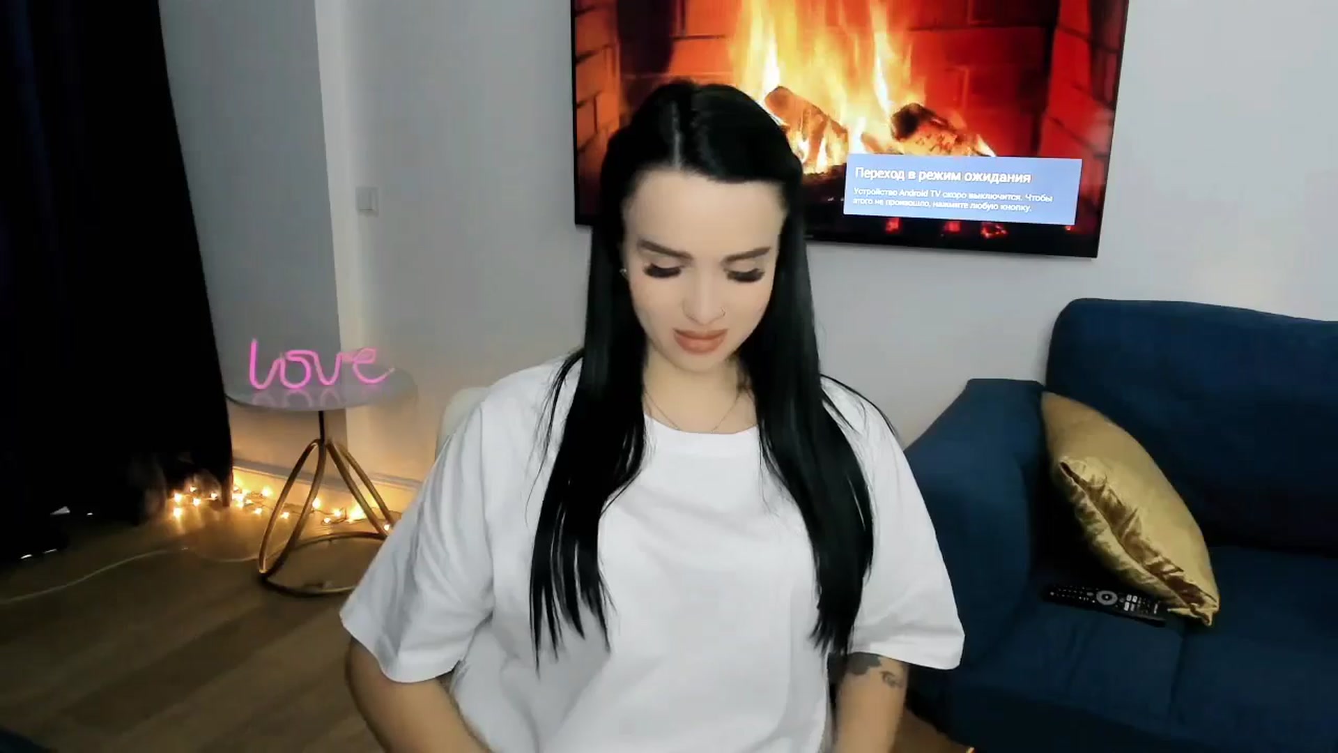 Gallery image thumbnail from Amimysteryx's myfreecams stream on, 12/15/2025, 11:20 image 4 of 20