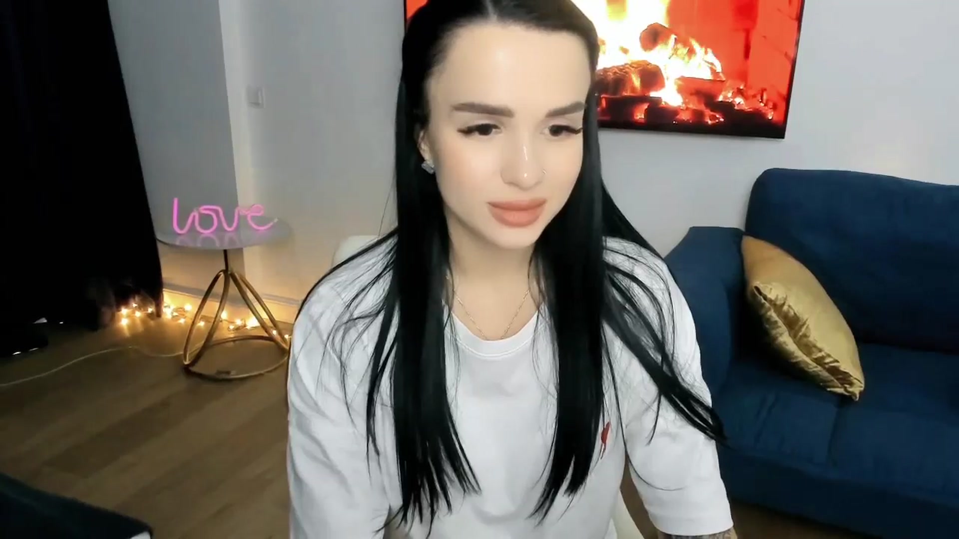 Gallery image thumbnail from Amimysteryx's myfreecams stream on, 12/15/2025, 11:20 image 16 of 20