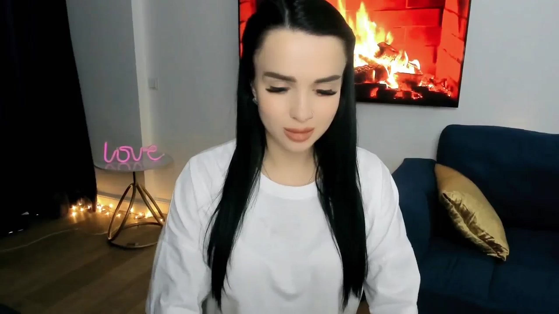Gallery image thumbnail from Amimysteryx's myfreecams stream on, 12/15/2025, 11:20 image 8 of 20