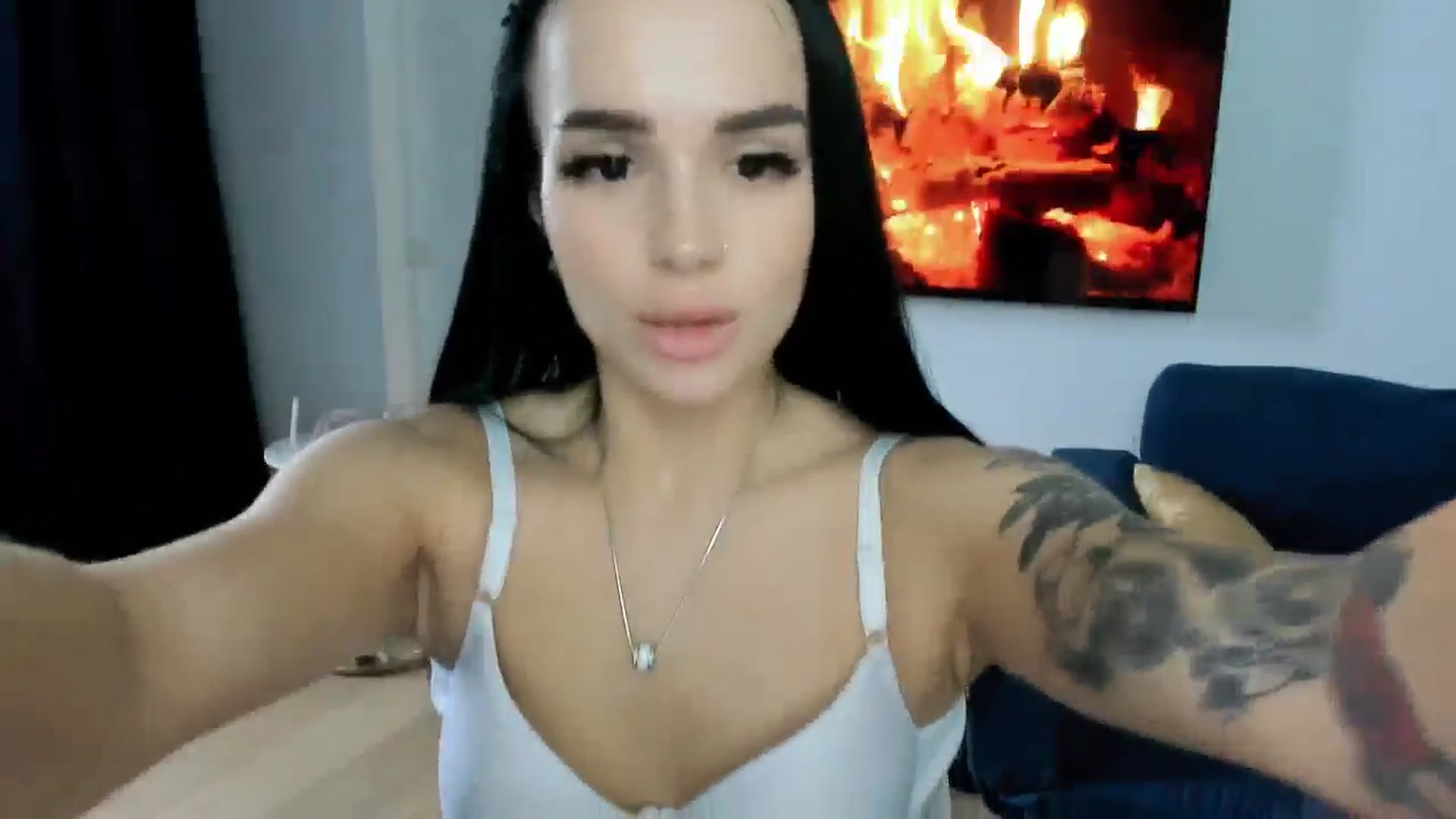 Gallery image thumbnail from Amimysteryx's myfreecams stream on, 12/22/2025, 11:36 image 19 of 20