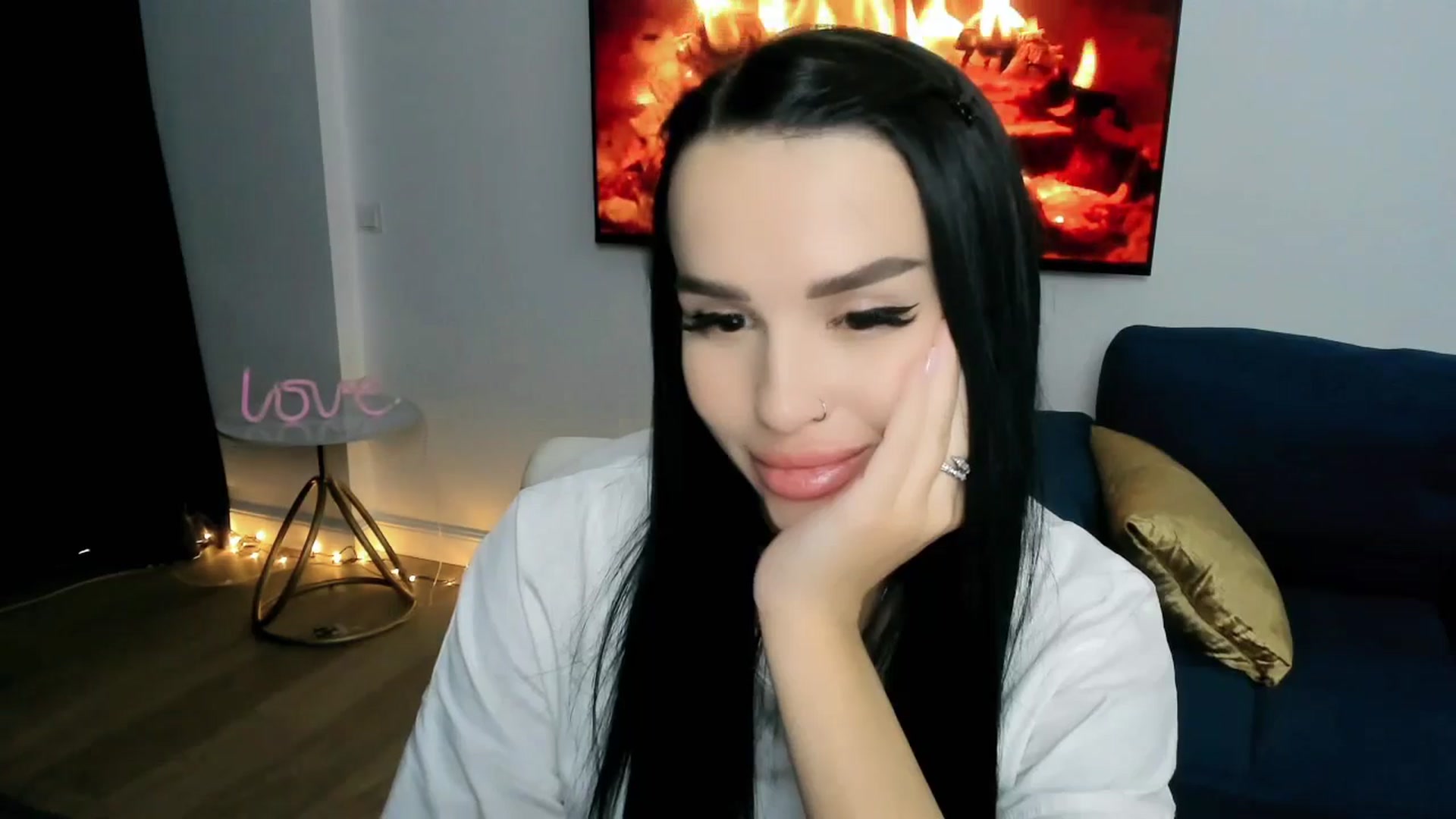 Gallery image thumbnail from Amimysteryx's myfreecams stream on, 12/22/2025, 11:36 image 3 of 20