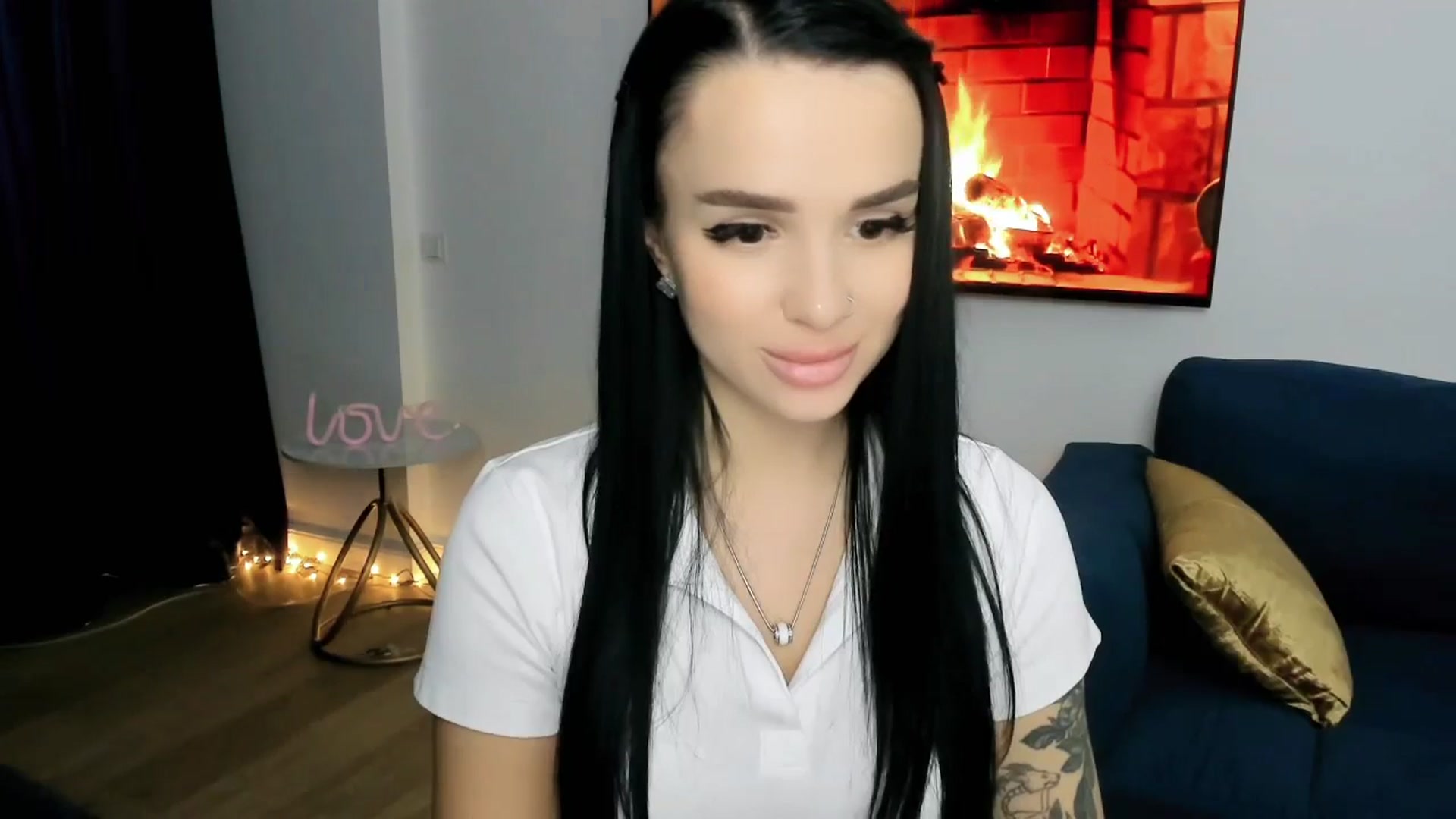 Gallery image thumbnail from Amimysteryx's myfreecams stream on, 12/23/2025, 11:48 image 16 of 20
