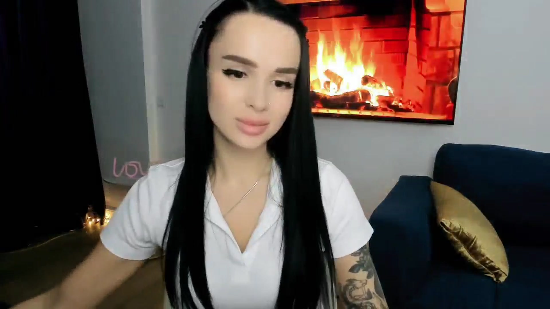Gallery image thumbnail from Amimysteryx's myfreecams stream on, 12/23/2025, 11:48 image 7 of 20