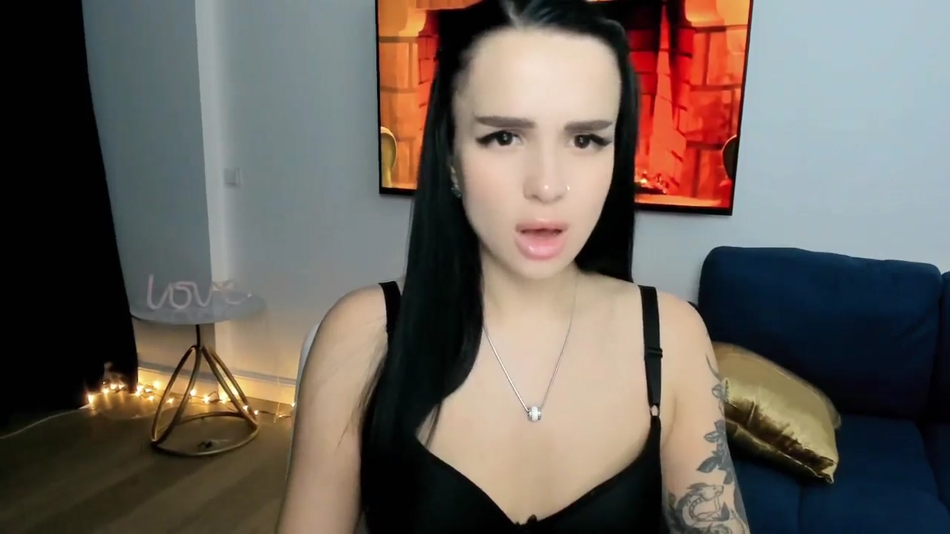 Gallery image thumbnail from Amimysteryx's myfreecams stream on, 12/24/2025, 11:36 image 18 of 20