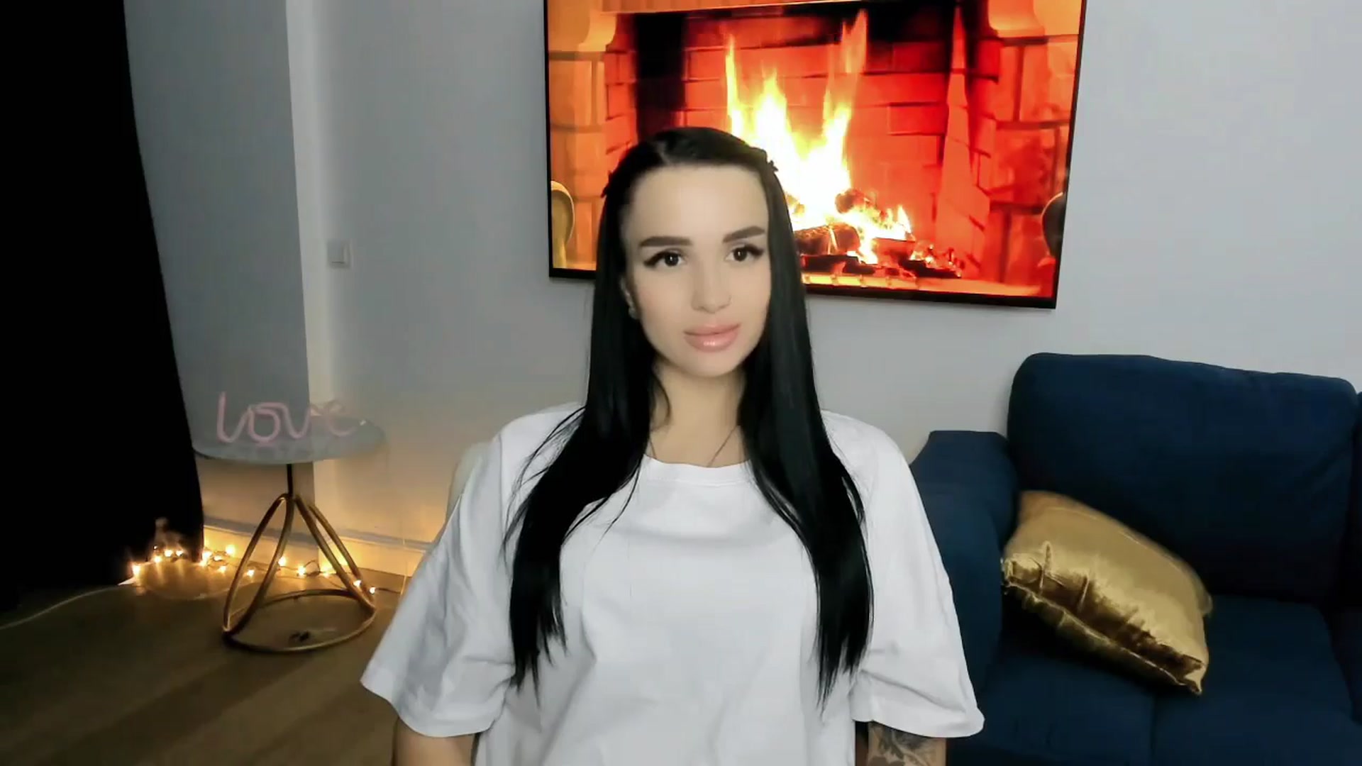 Gallery image thumbnail from Amimysteryx's myfreecams stream on, 12/24/2025, 11:36 image 8 of 20