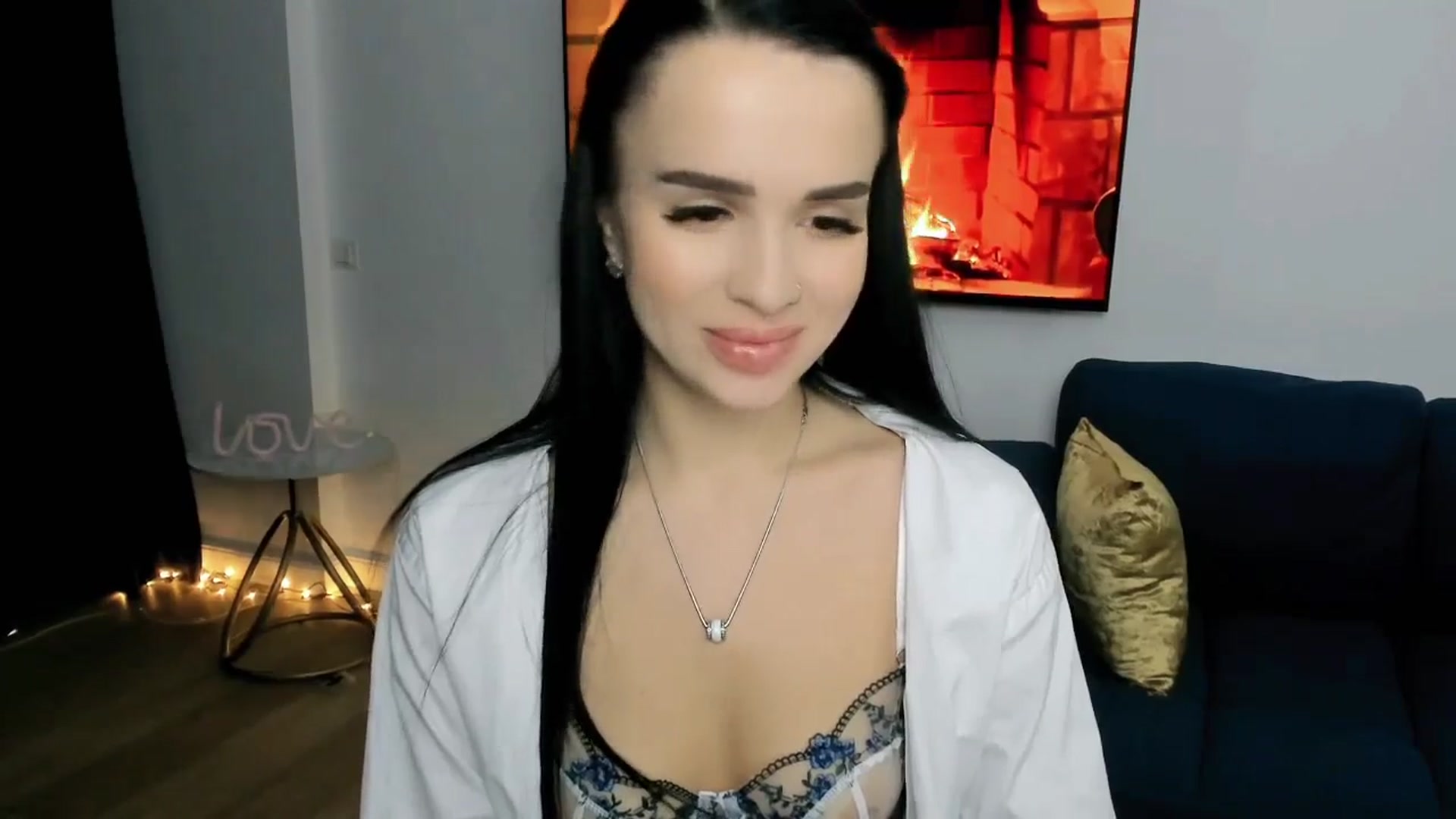 Gallery image thumbnail from Amimysteryx's myfreecams stream on, 12/25/2025, 08:59 image 16 of 20
