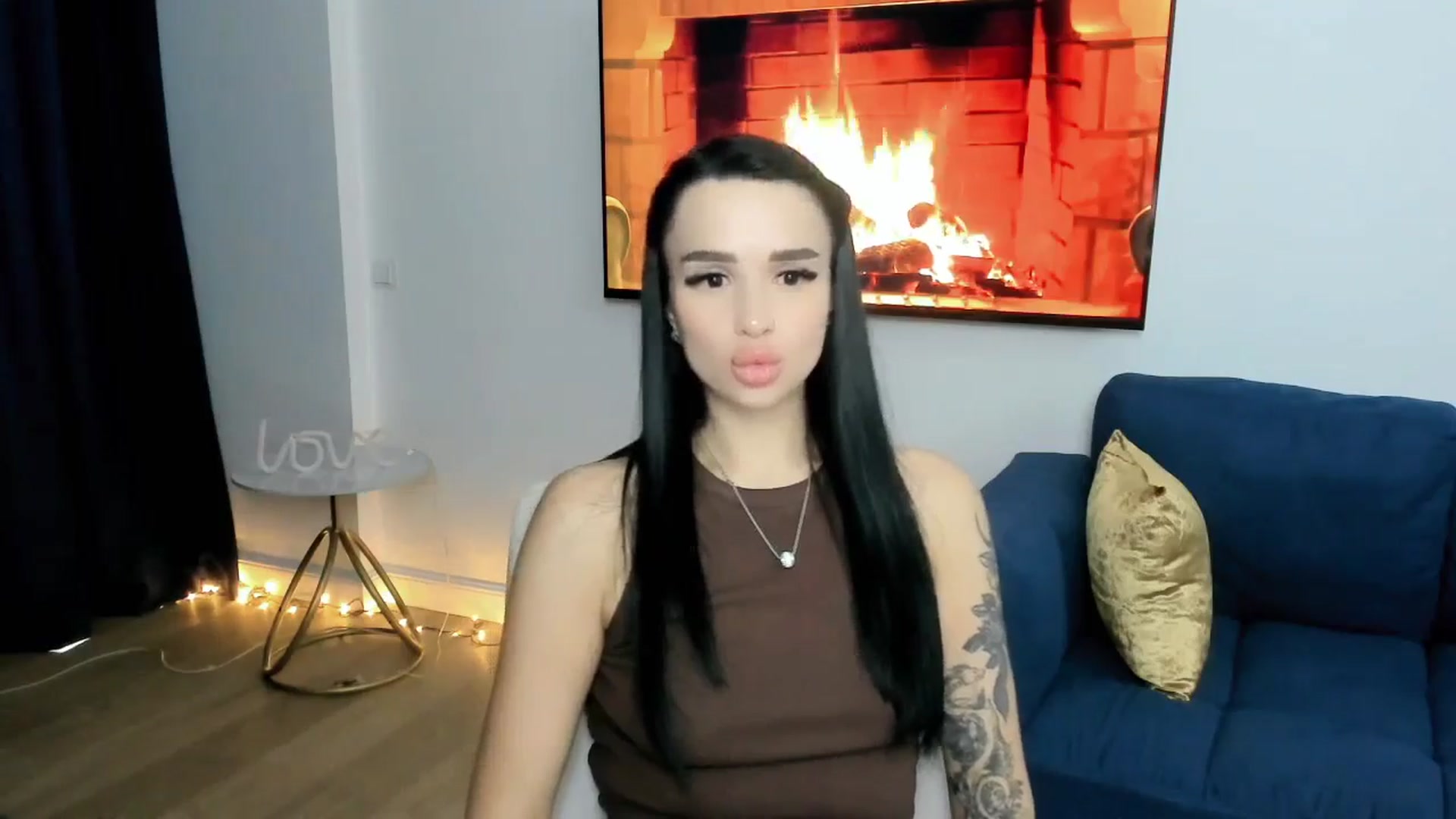 Gallery image thumbnail from Amimysteryx's myfreecams stream on, 12/26/2025, 10:41 image 2 of 20