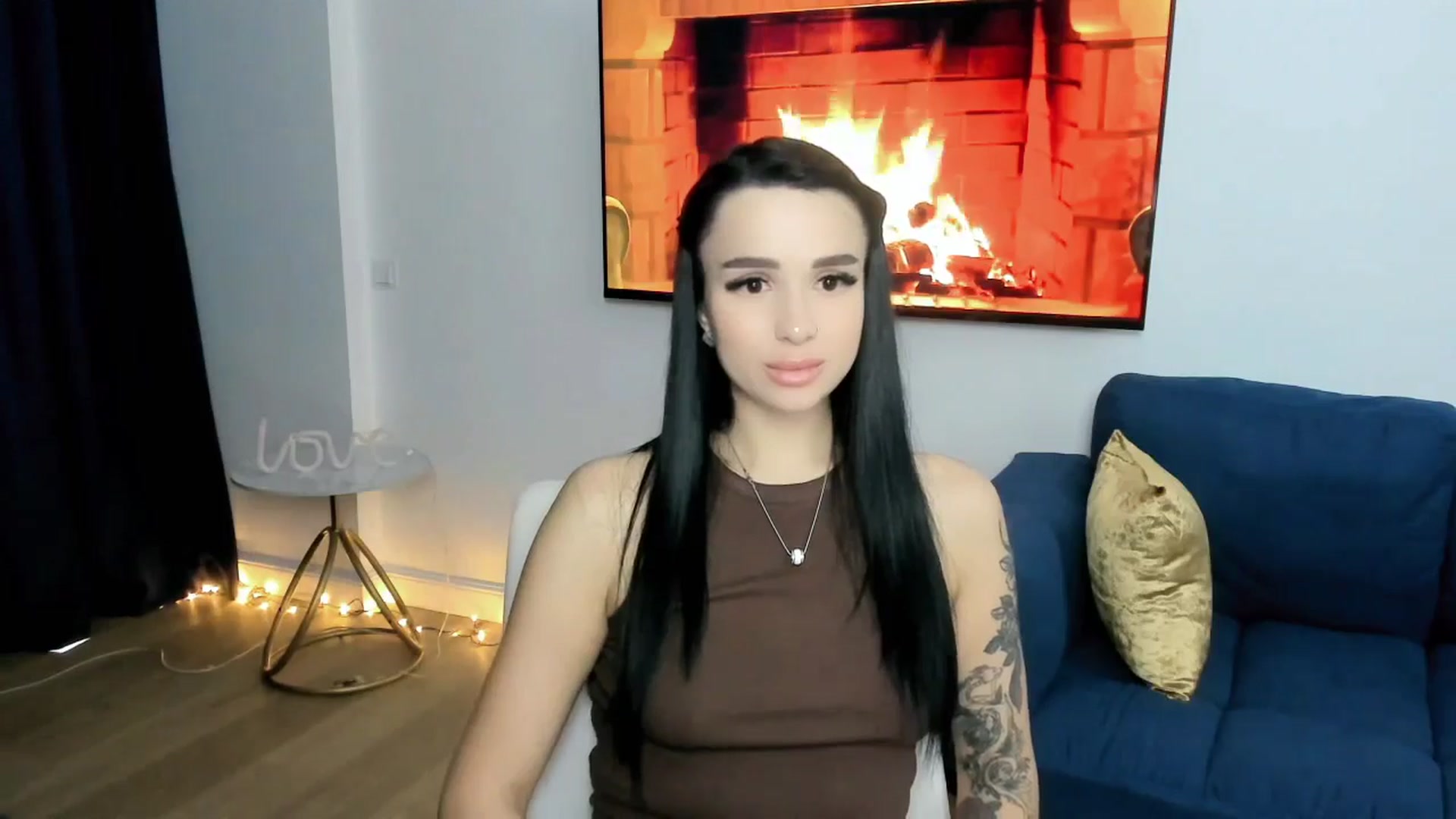 Gallery image thumbnail from Amimysteryx's myfreecams stream on, 12/26/2025, 10:41 image 10 of 20