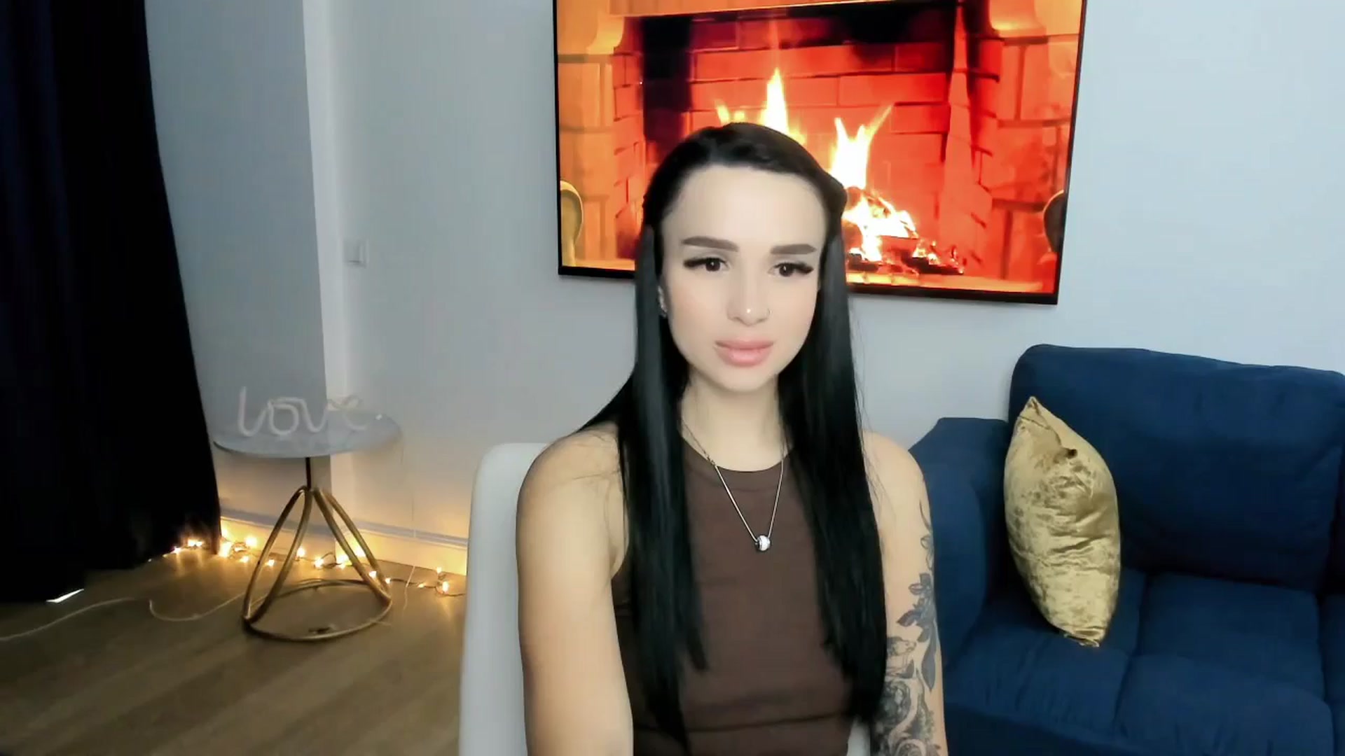 Gallery image thumbnail from Amimysteryx's myfreecams stream on, 12/26/2025, 10:41 image 1 of 20