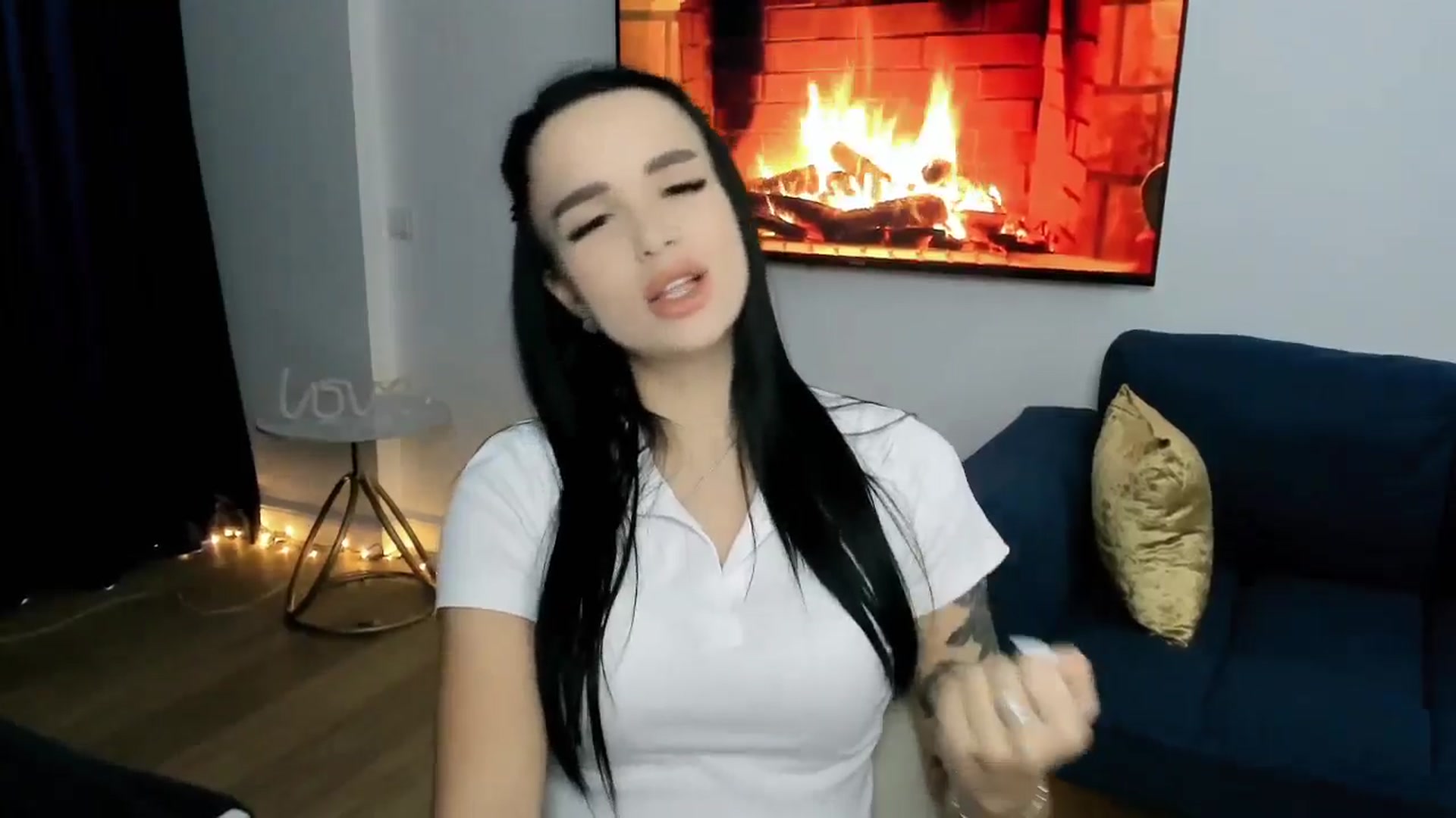 Gallery image thumbnail from Amimysteryx's myfreecams stream on, 12/30/2025, 09:25 image 9 of 20