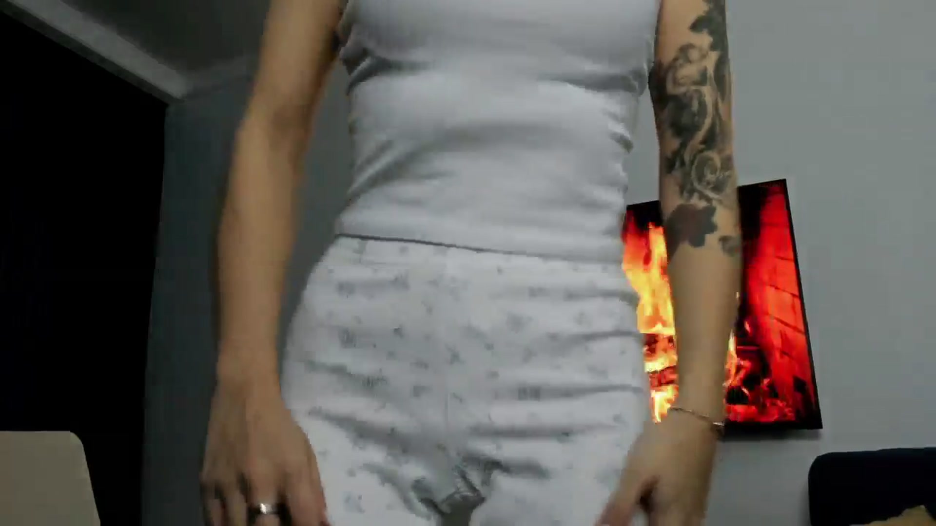 Gallery image thumbnail from Amimysteryx's myfreecams stream on, 01/06/2026, 08:50 image 14 of 20