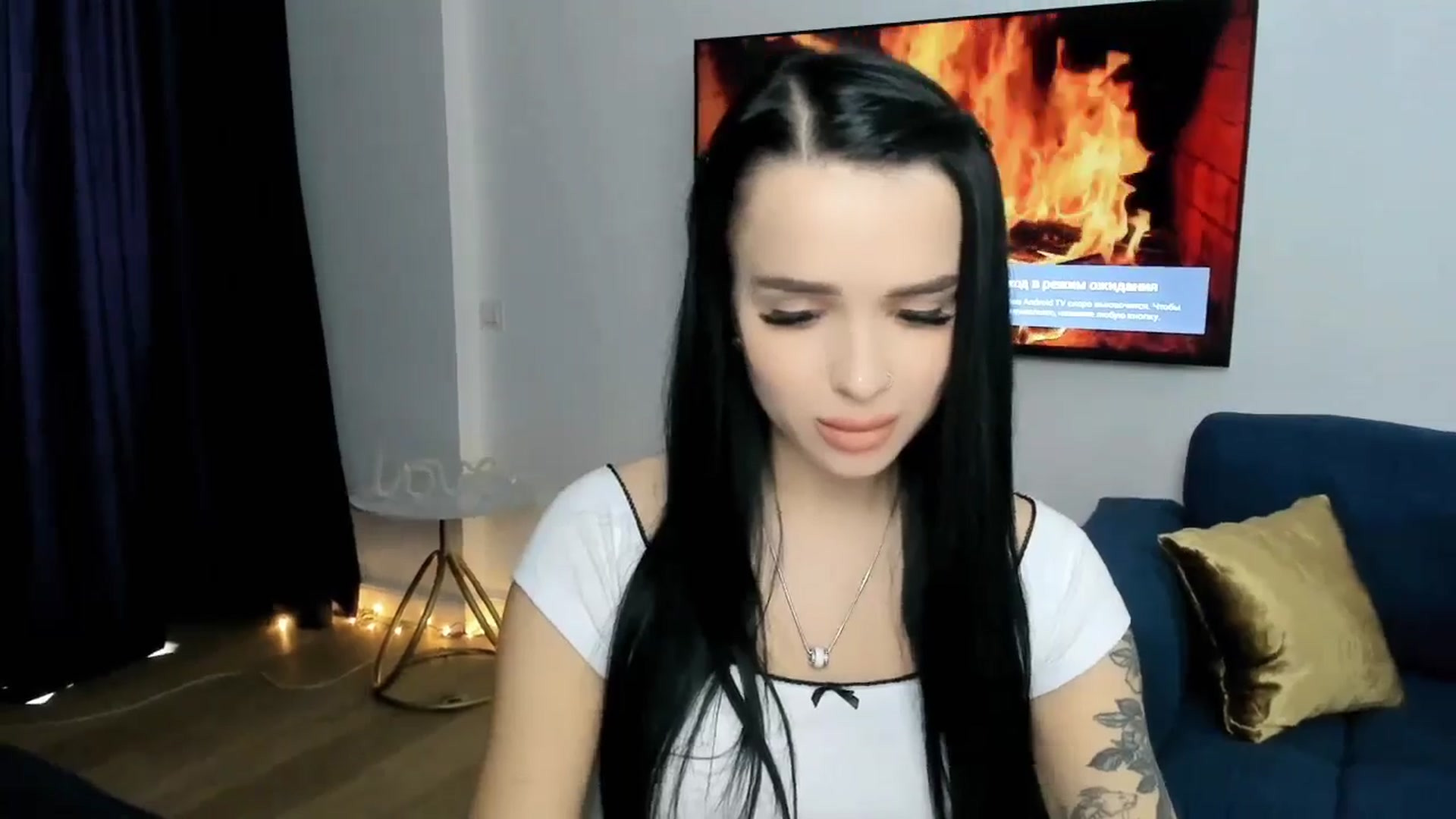 Gallery image thumbnail from Amimysteryx's myfreecams stream on, 01/06/2026, 08:50 image 18 of 20