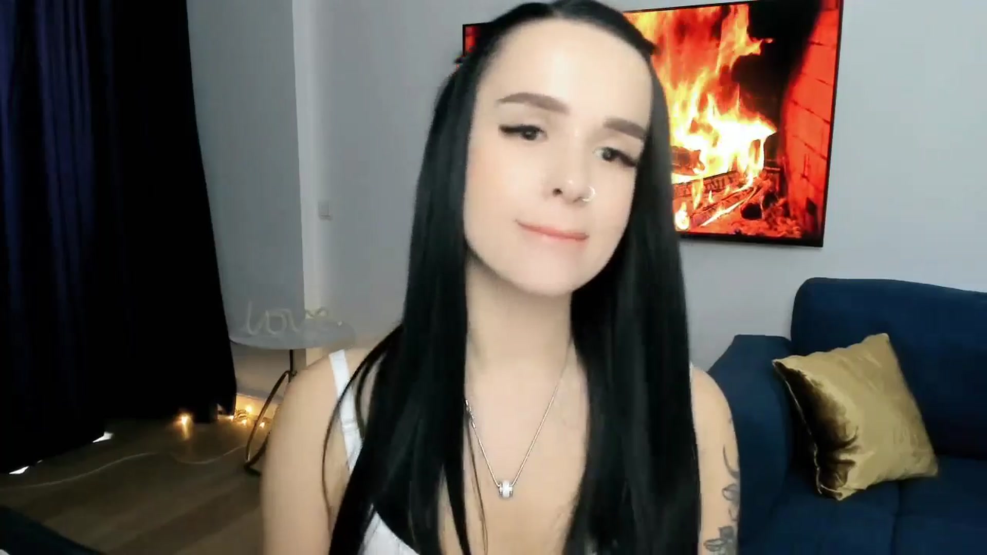 Gallery image thumbnail from Amimysteryx's myfreecams stream on, 01/06/2026, 10:41 image 14 of 20