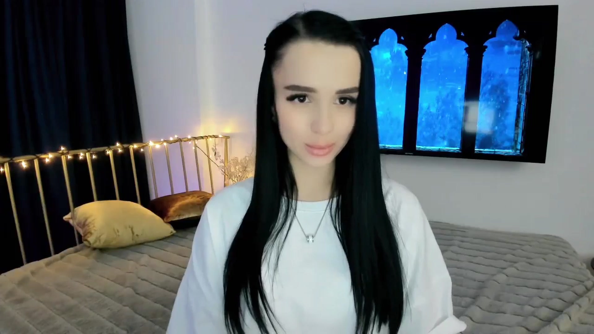Gallery image thumbnail from Amimysteryx's myfreecams stream on, 01/16/2026, 11:38 image 4 of 20