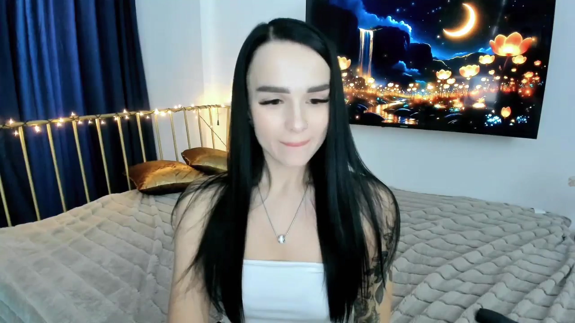 Gallery image thumbnail from Amimysteryx's myfreecams stream on, 01/26/2026, 09:56 image 19 of 20