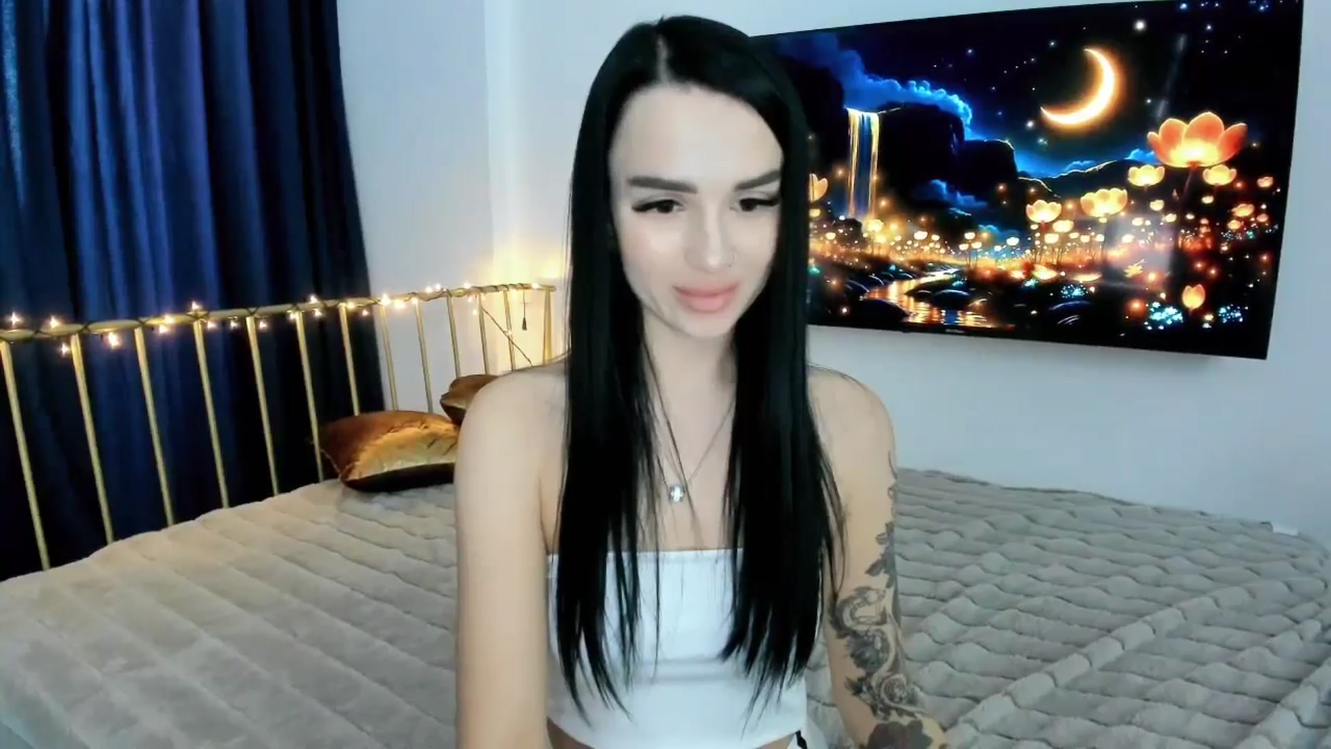 Gallery image thumbnail from Amimysteryx's myfreecams stream on, 01/26/2026, 09:56 image 10 of 20