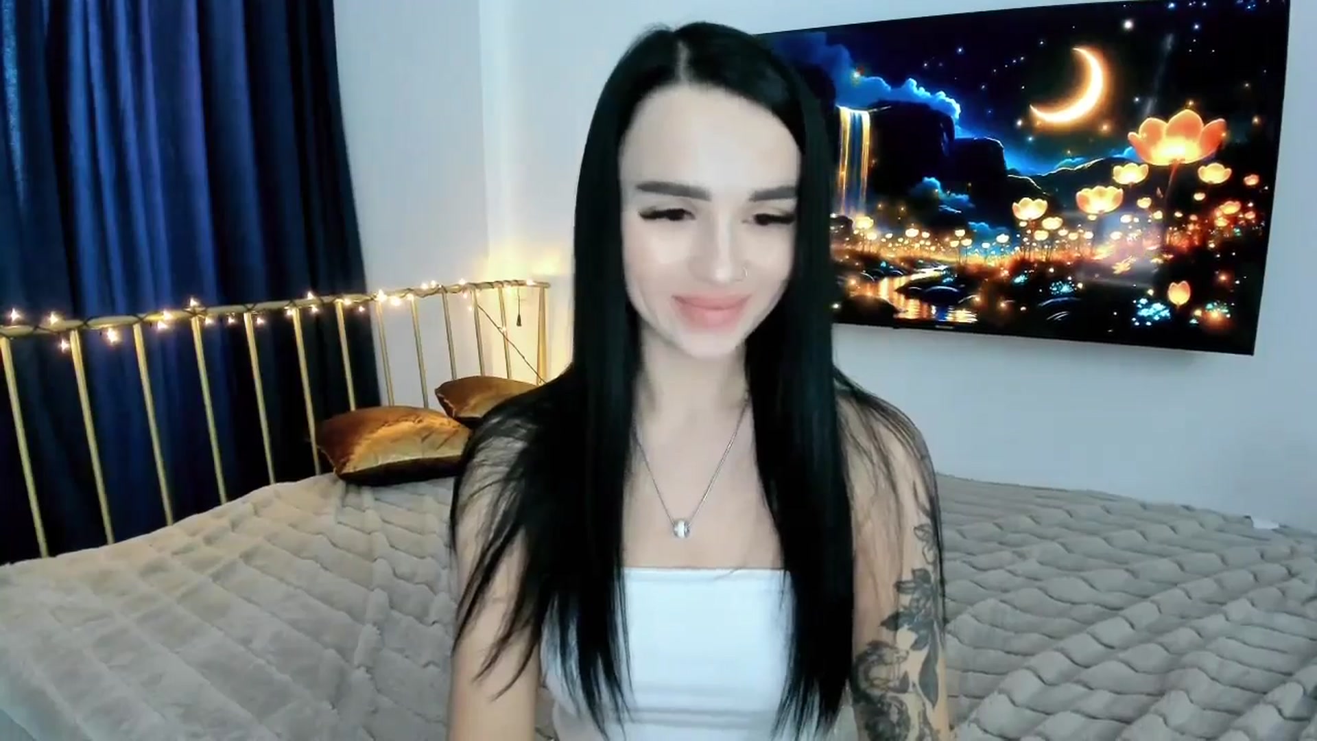 Gallery image thumbnail from Amimysteryx's myfreecams stream on, 01/26/2026, 09:56 image 17 of 20