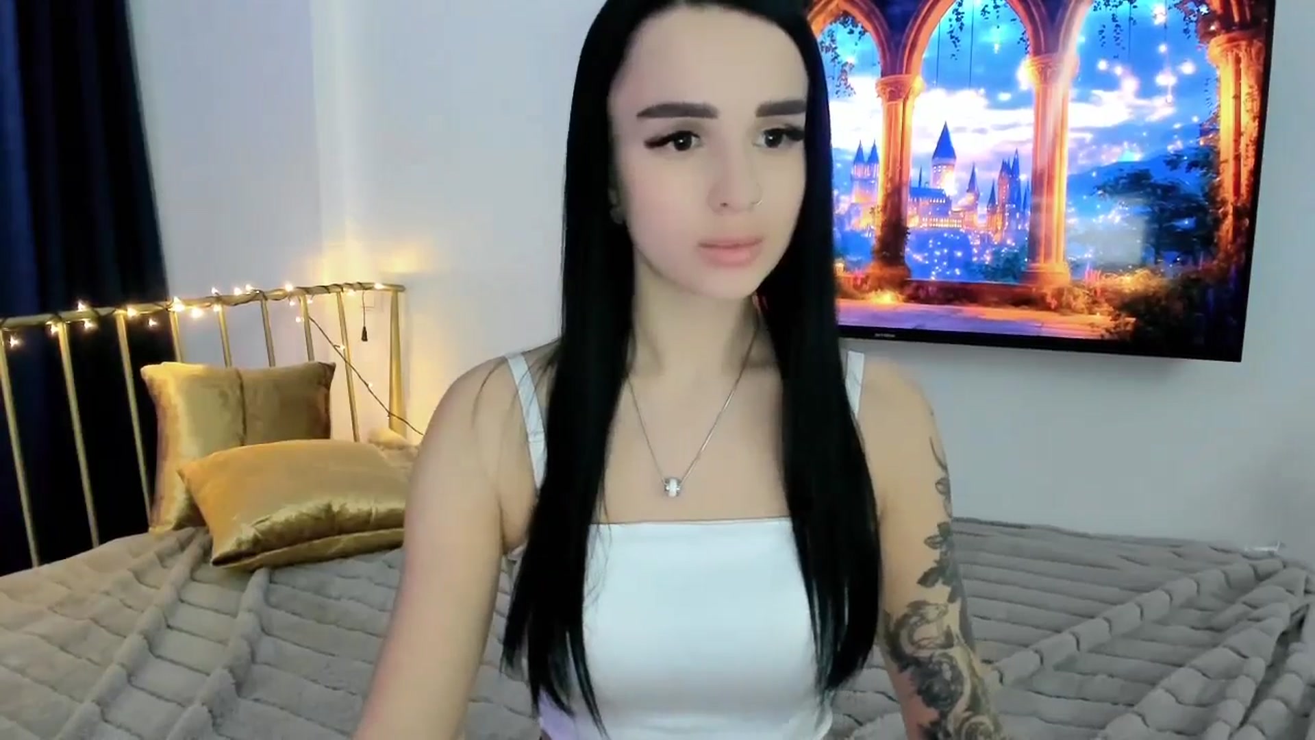 Gallery image thumbnail from Amimysteryx's myfreecams stream on, 01/29/2026, 11:04 image 3 of 20