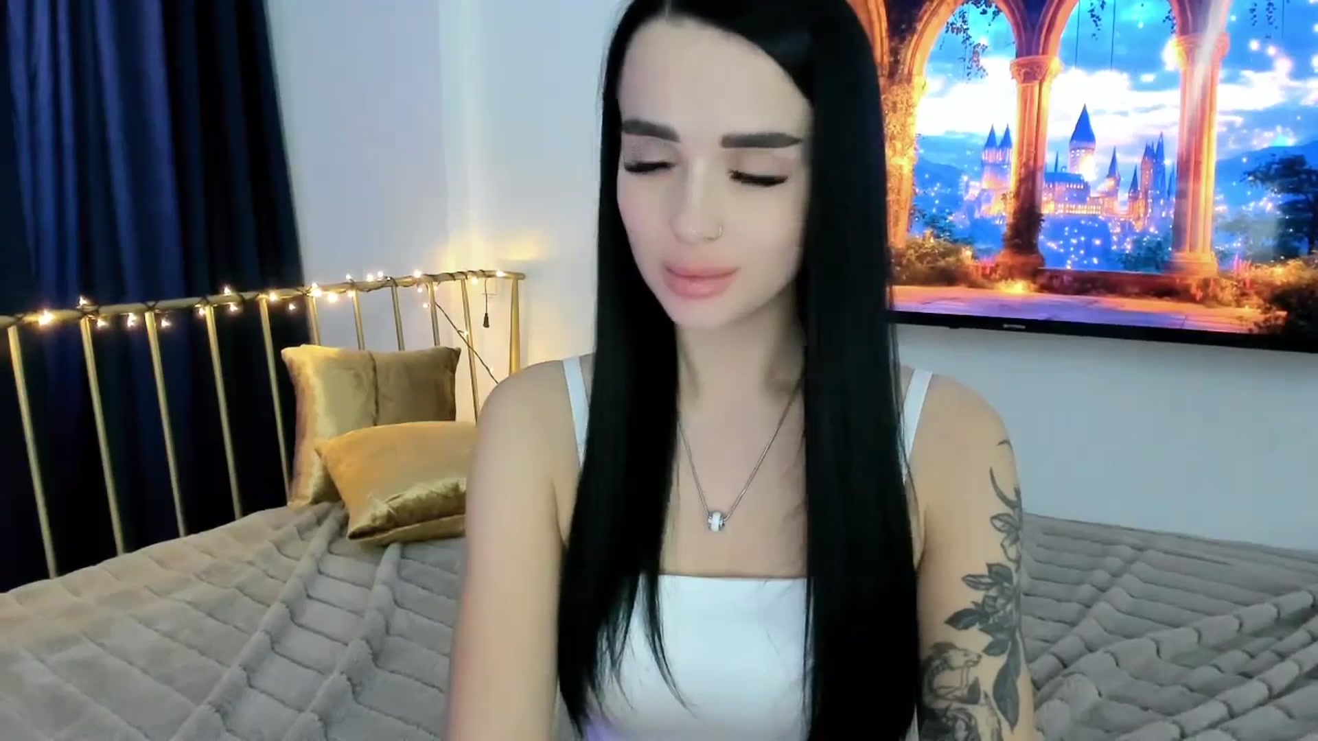 Gallery image thumbnail from Amimysteryx's myfreecams stream on, 01/29/2026, 11:04 image 14 of 20