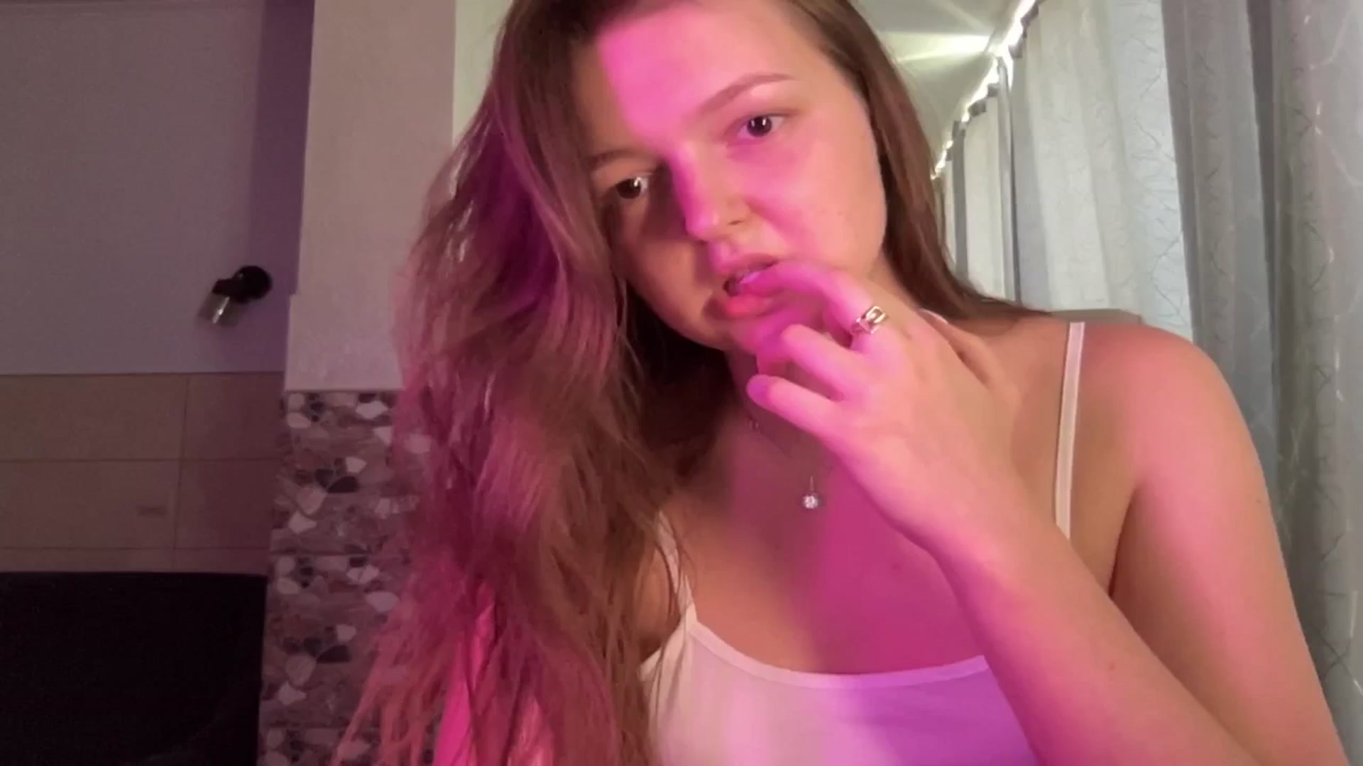 Gallery image thumbnail from AminaMi19's myfreecams stream on, 07/11/2025, 13:46 image 17 of 20