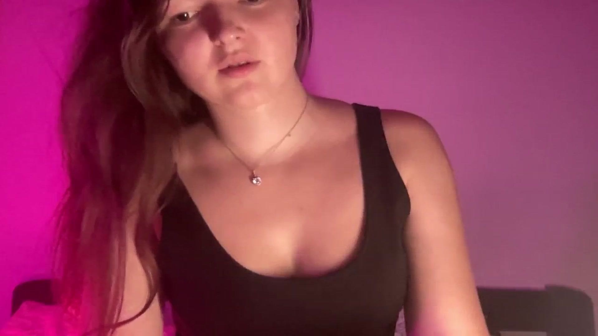 Gallery image thumbnail from AminaMi19's myfreecams stream on, 07/14/2025, 19:18 image 9 of 20
