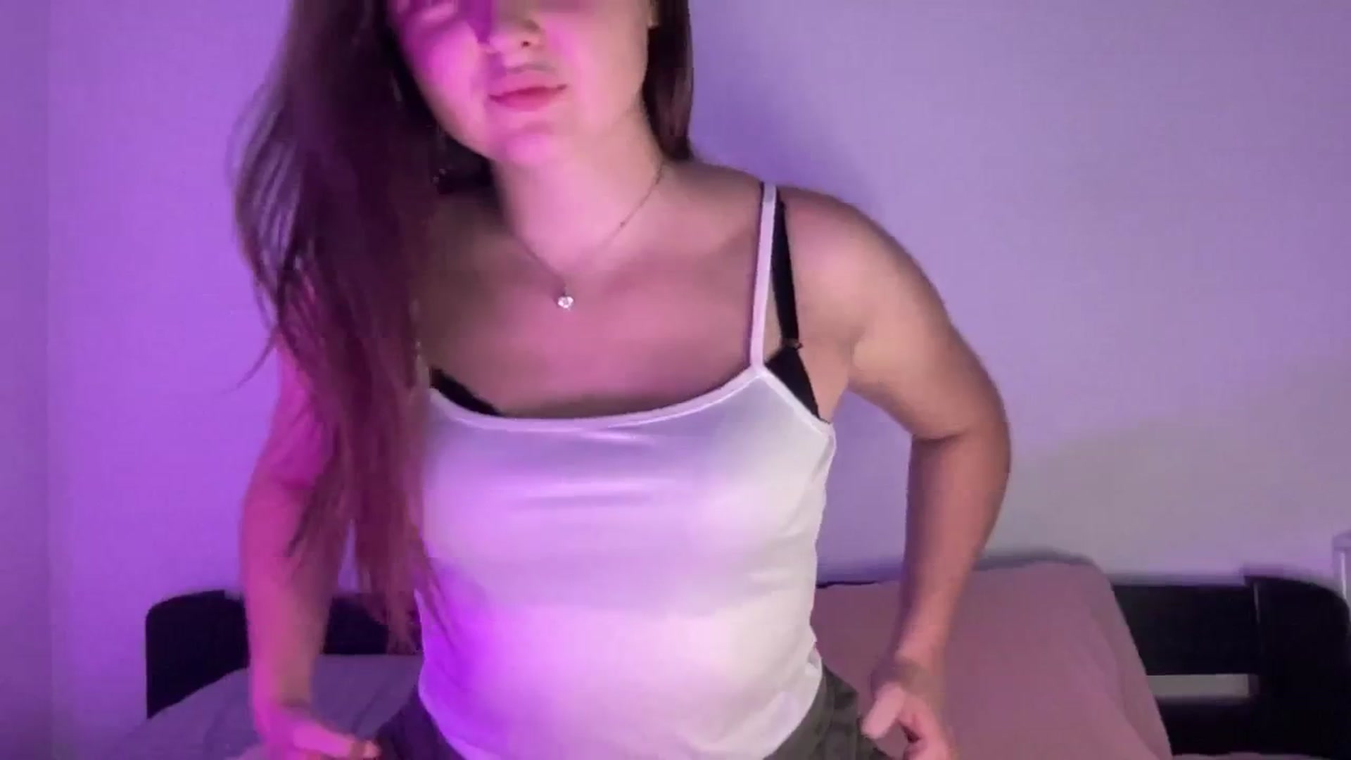 Gallery image thumbnail from AminaMi19's myfreecams stream on, 07/28/2025, 15:52 image 8 of 20