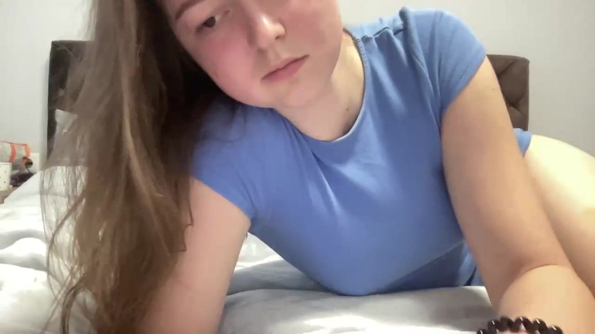 Gallery image thumbnail from AminaMi21's myfreecams stream on, 11/29/2023, 14:27 image 18 of 20