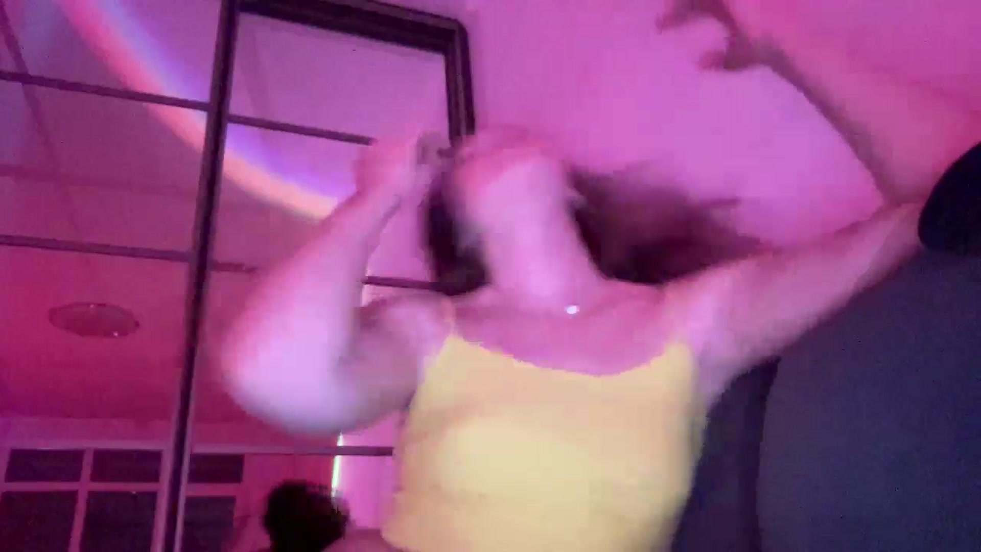 Gallery image thumbnail from AminaMi21's myfreecams stream on, 11/04/2024, 16:56 image 8 of 20